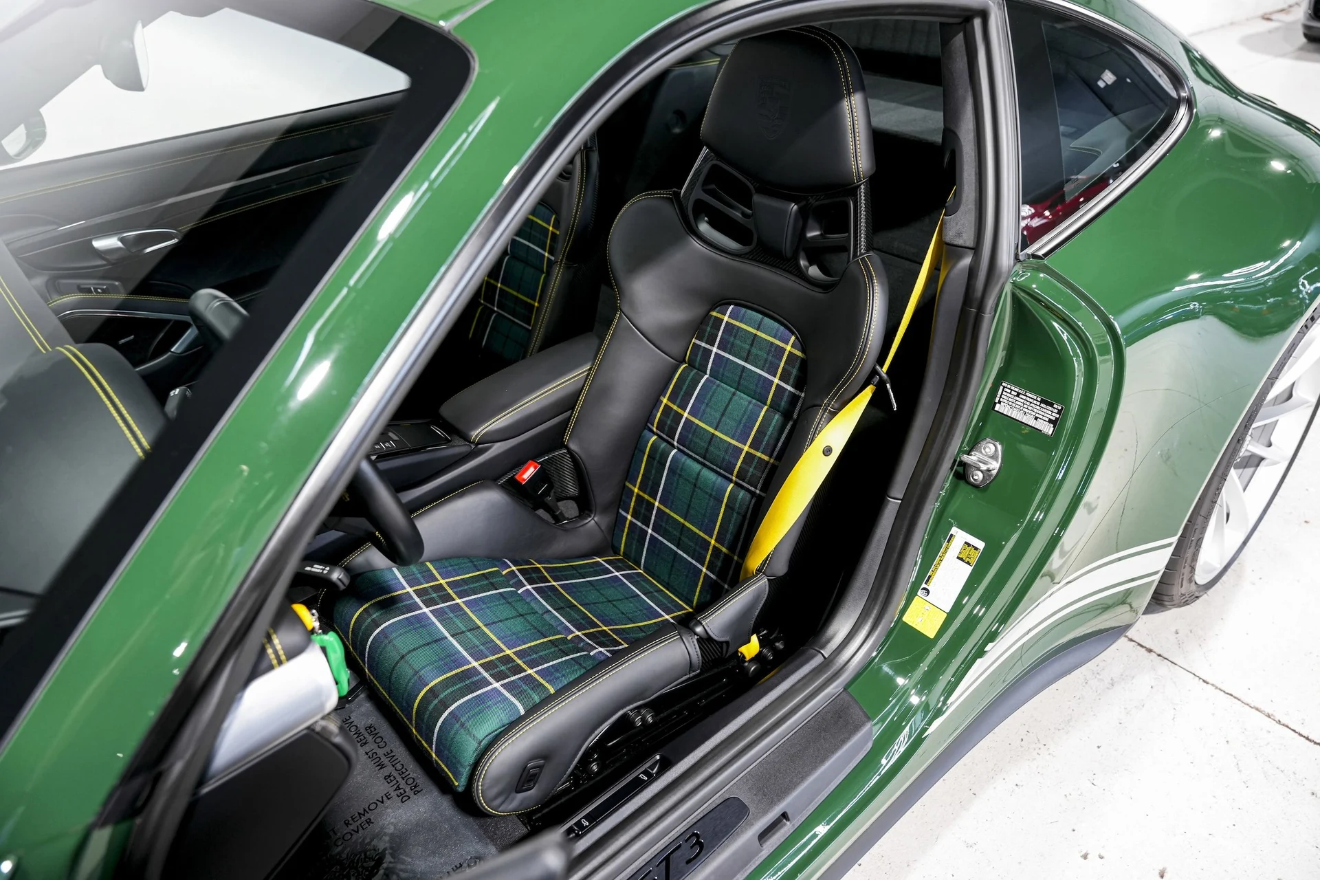 mph022_2897546841_56ce13d50b91c164551b52a1ad054226x_6d0c1d1e8d