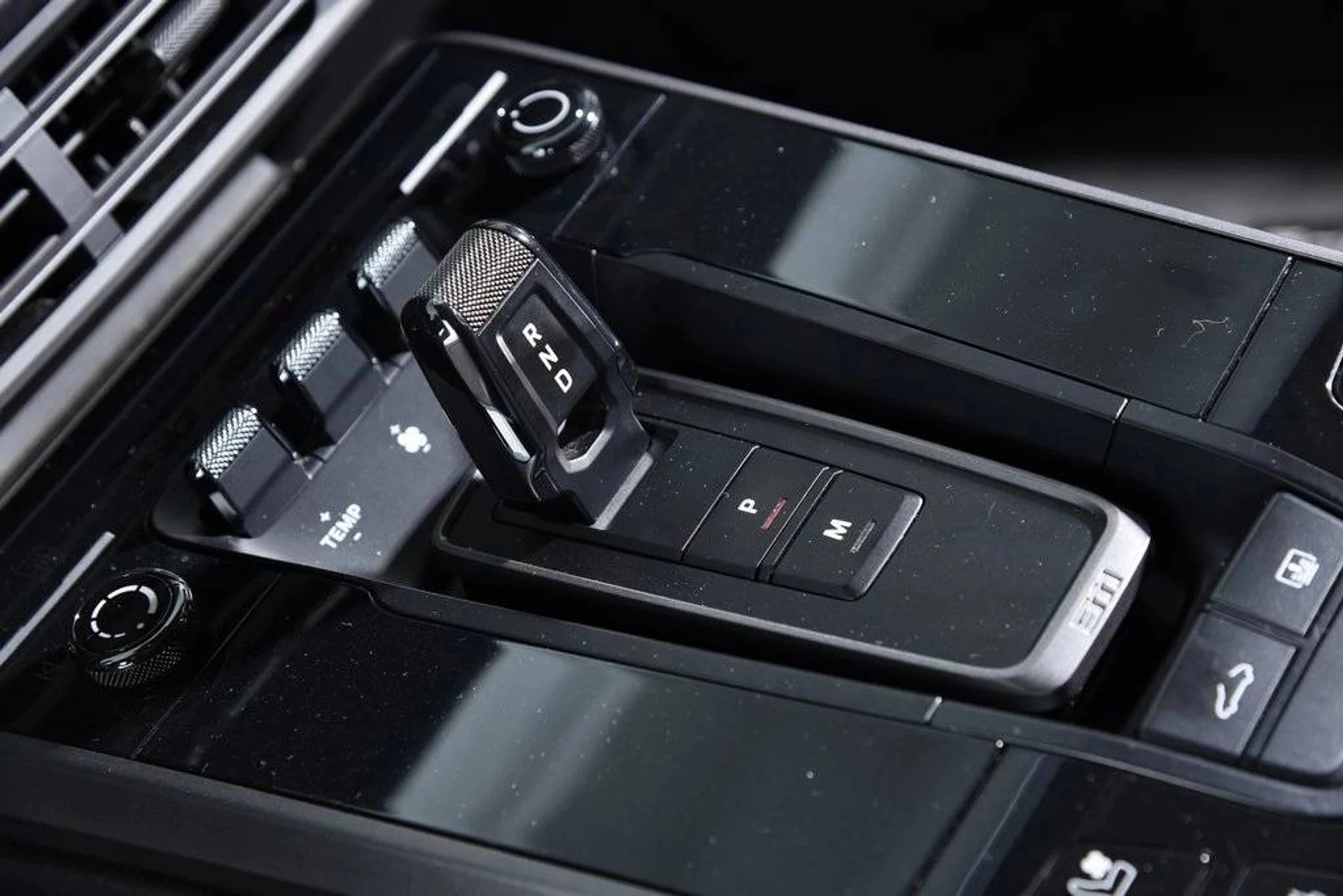 mph022_2906667214_c49deccf900f2474e4122686bbdc02b5x_724b2b3897