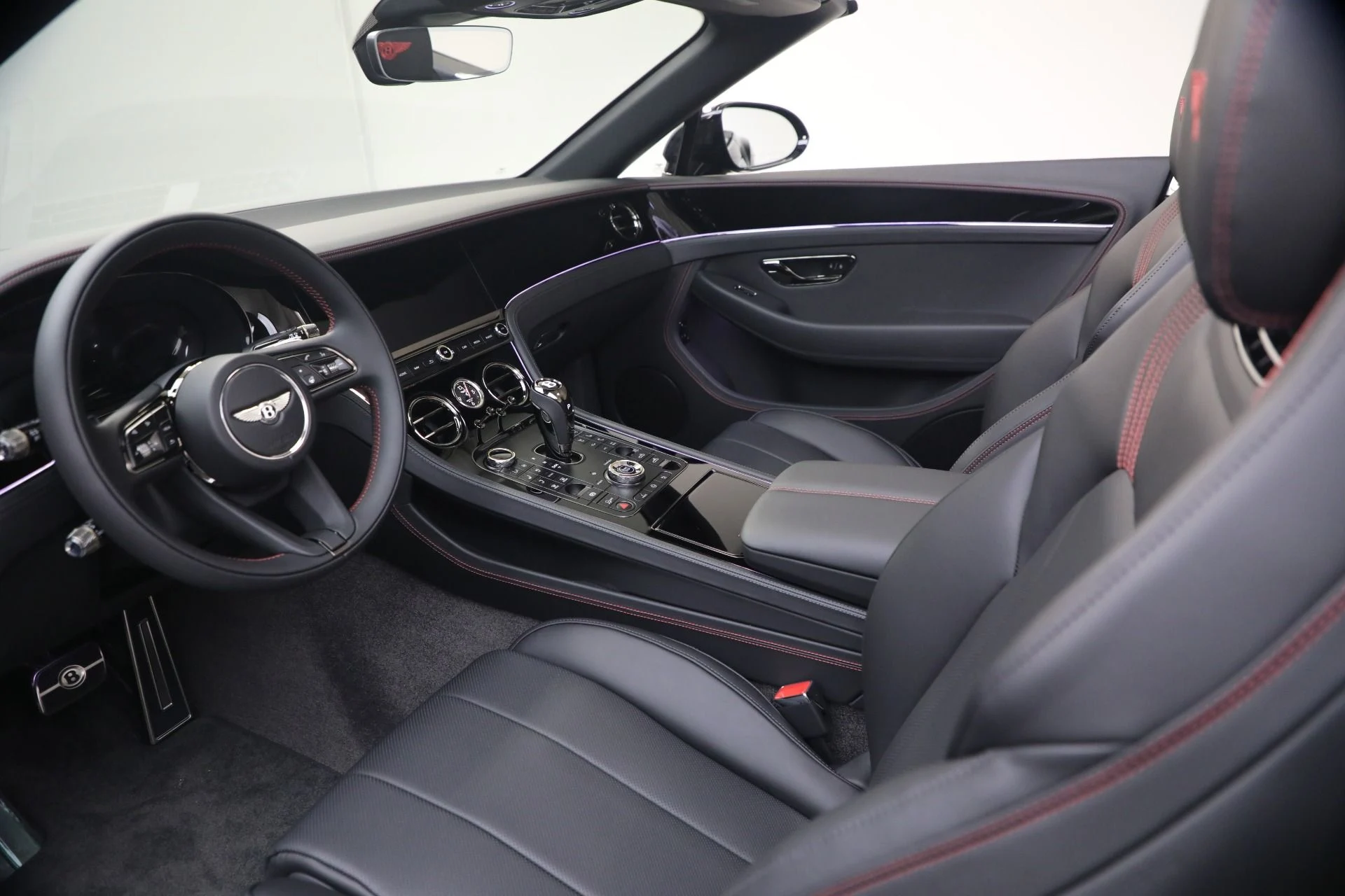 mph022_2910104041_New_2026_Bentley_Continental_GTC_S_1781378105_483e7b28d1