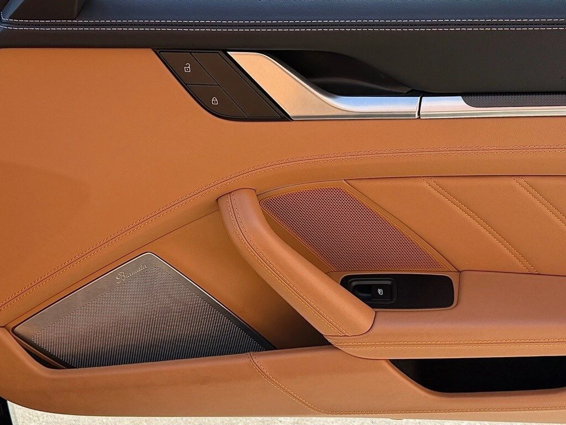 mph022_291281345_526e57789aa66f32228096a9e70ac9ccx_1e8cb4ce39