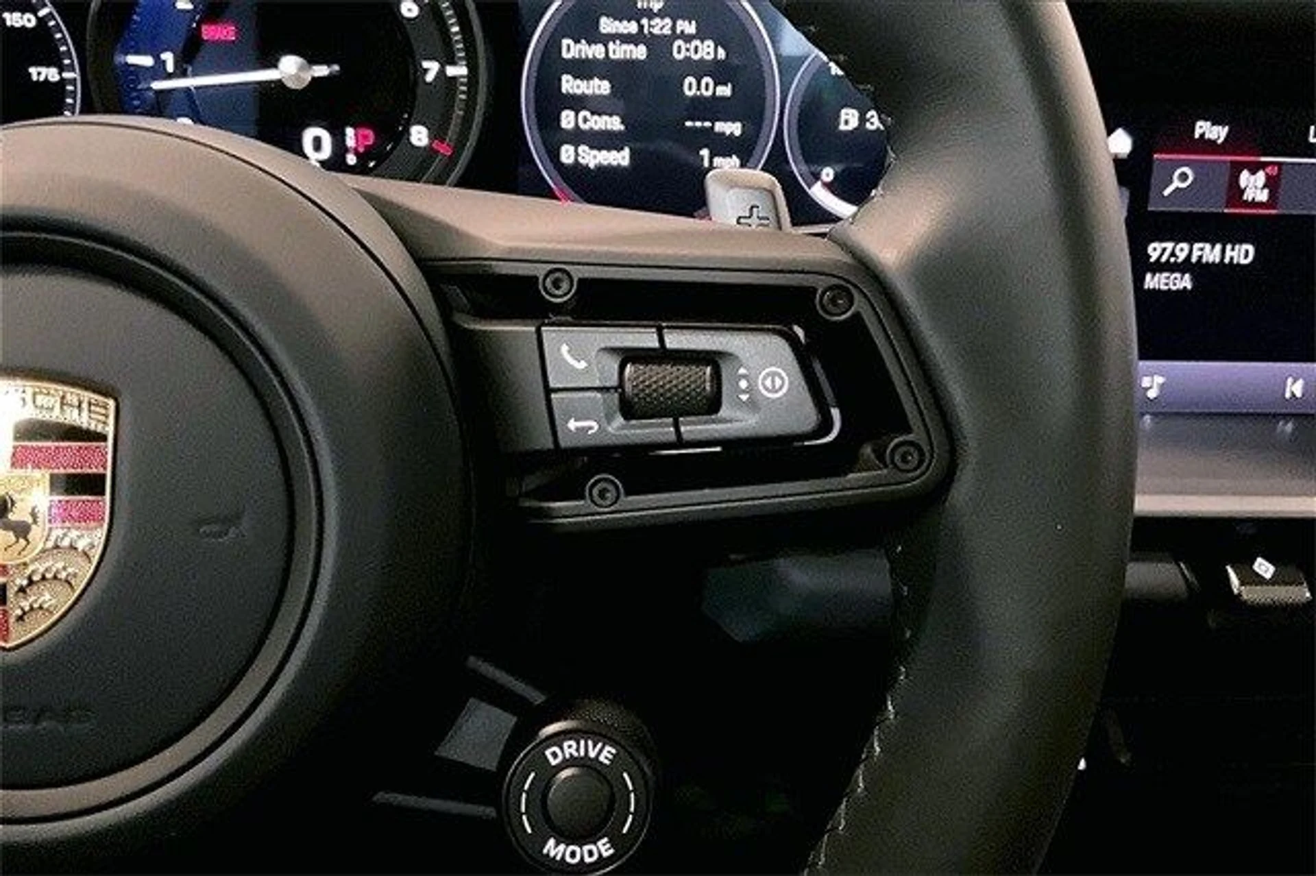 mph022_2917972447_e5d2cb7062445328f57da002793cbb68x_4c6b700037