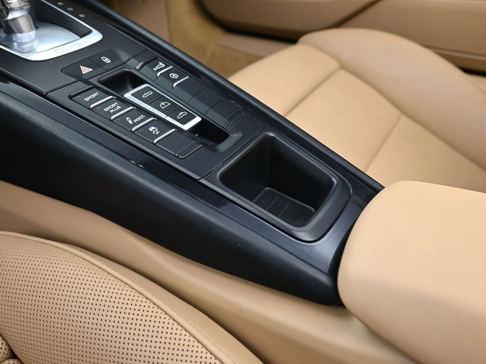 mph022_2923657271_b5f841b7a2408498c13895b61591f304x_dd6c4fecb3