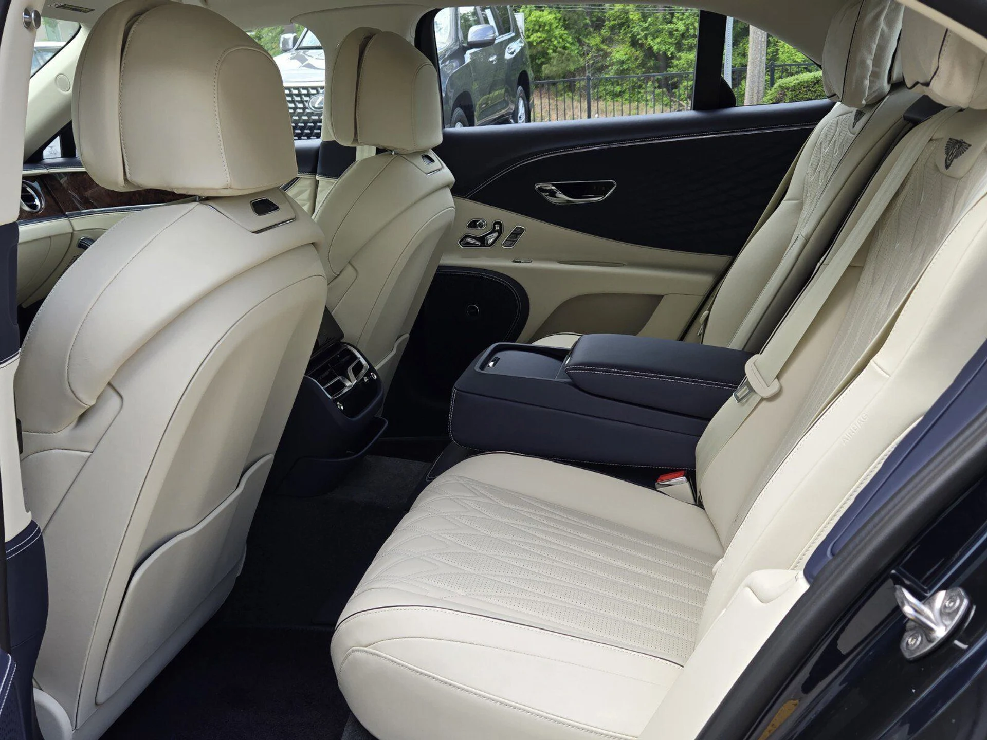 mph022_2930374517_98c28af18a05d9d3b68d302028894414x_b8ac13a86b