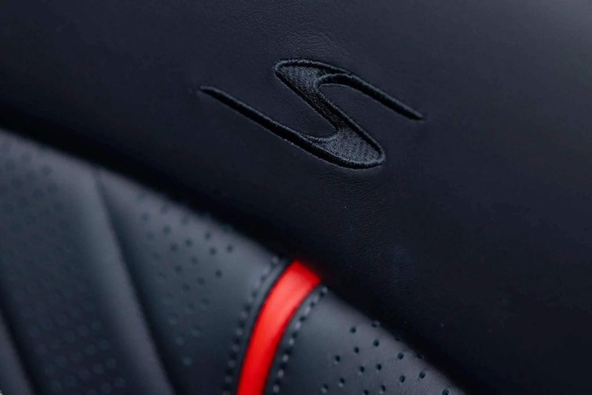 mph022_293837925_ZBGU_Xz_G5_DFJ_Juw0whmb_B8_Me_Zz_A_77b8ae58da