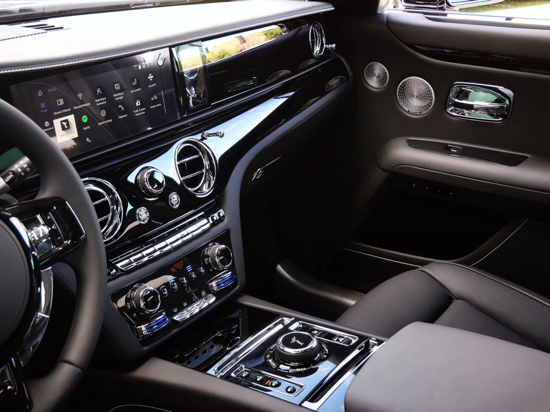 mph022_2944911148_df8cb2f073345f492eafaf6262e807fex_4ce2c04aee