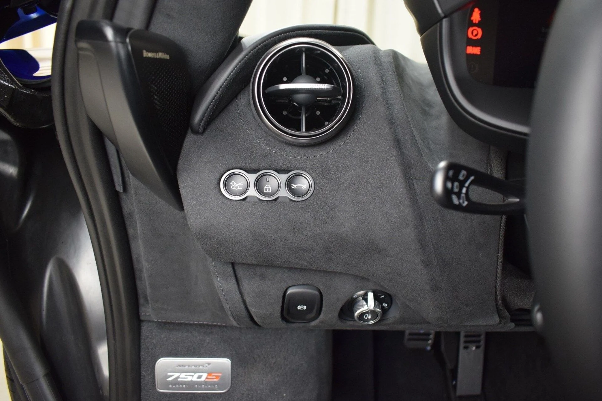 mph022_294559358_4c47e1c18b0fb5f2f364f324481f397cx_4c9cc9f767