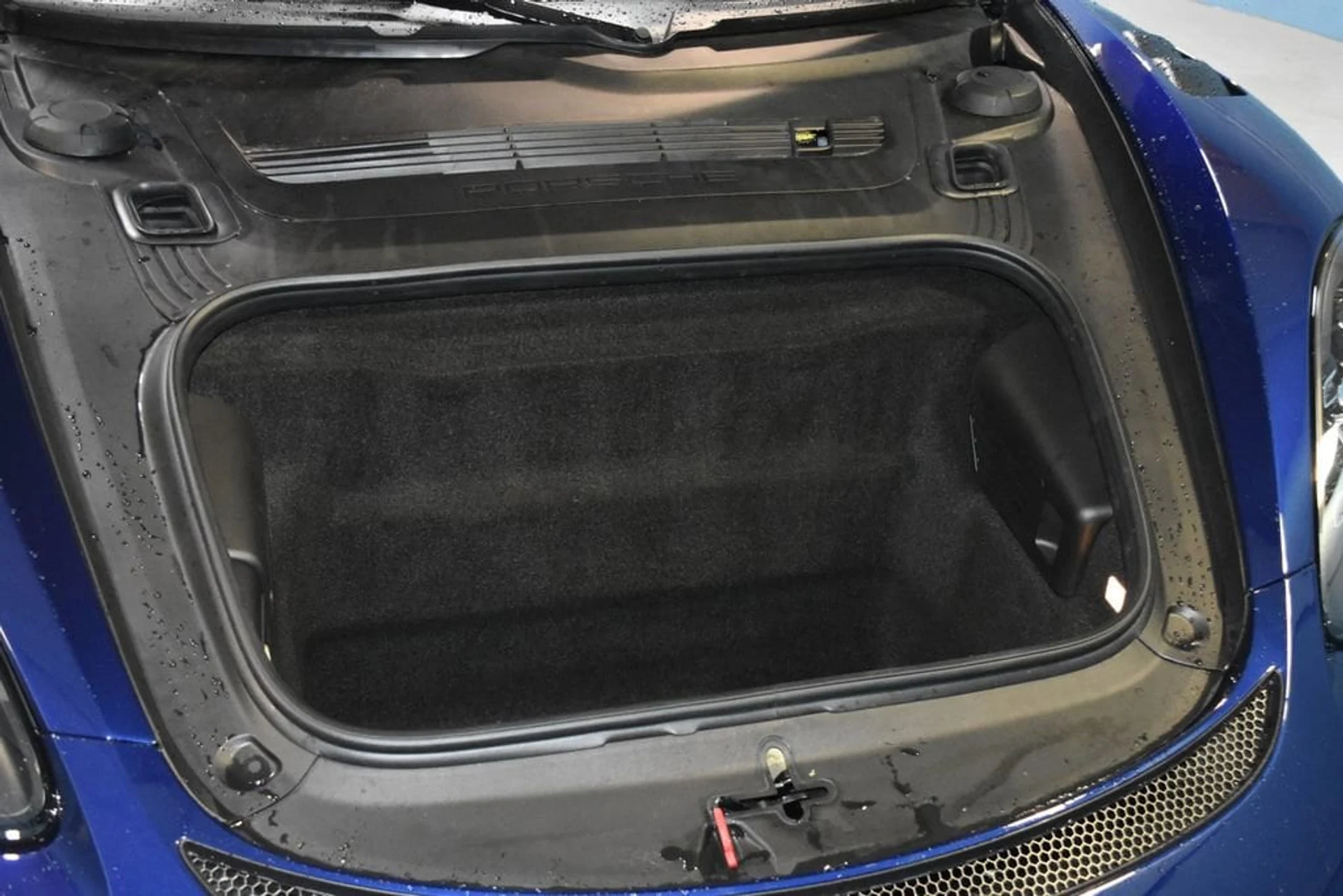 mph022_2946042576_042d2f5a82ab5aebec705bf7484f679cx_12a769dc45