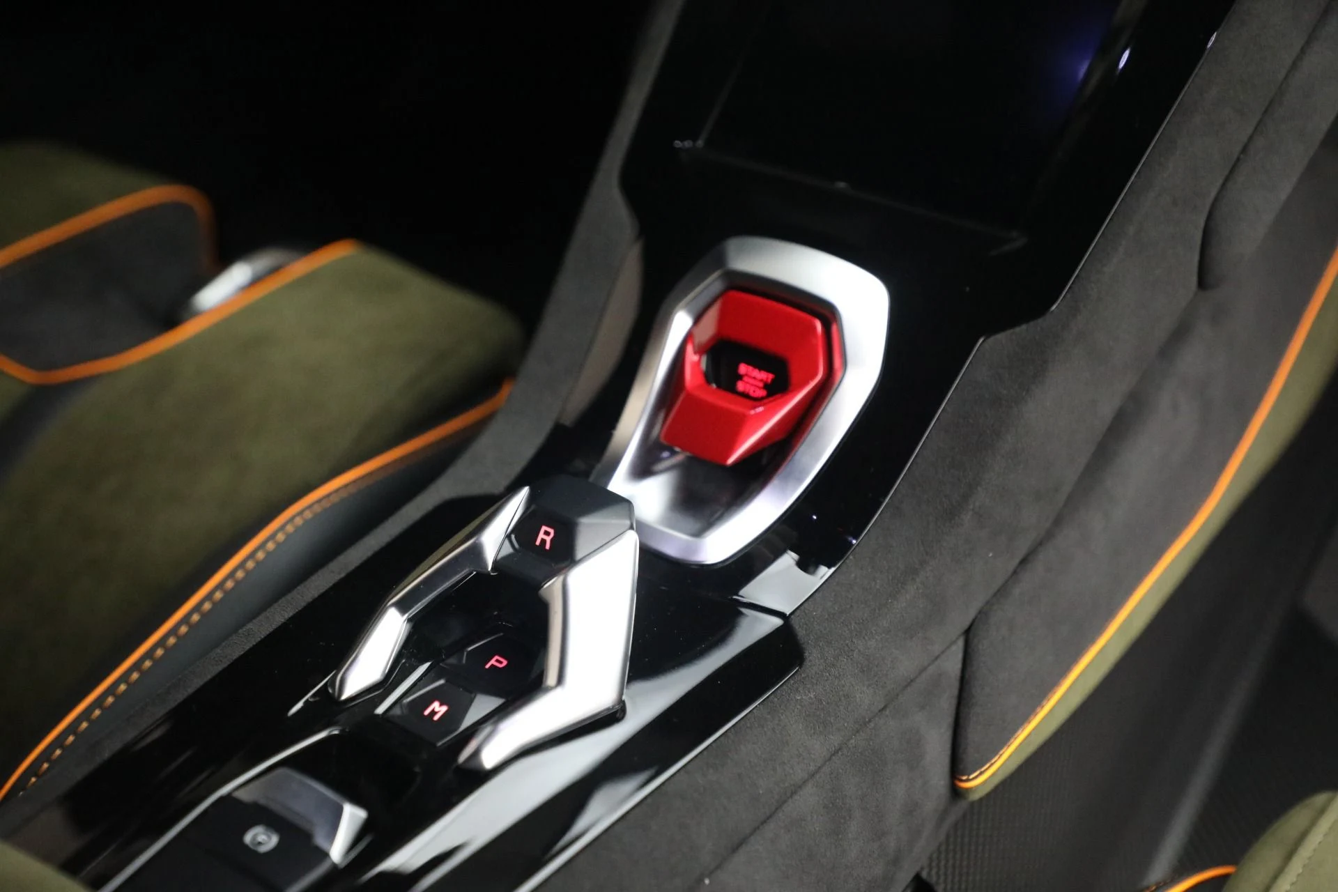 mph022_2954670864_Used_2024_Lamborghini_Huracan_Sterrato_1772051160_2bf6d0a417