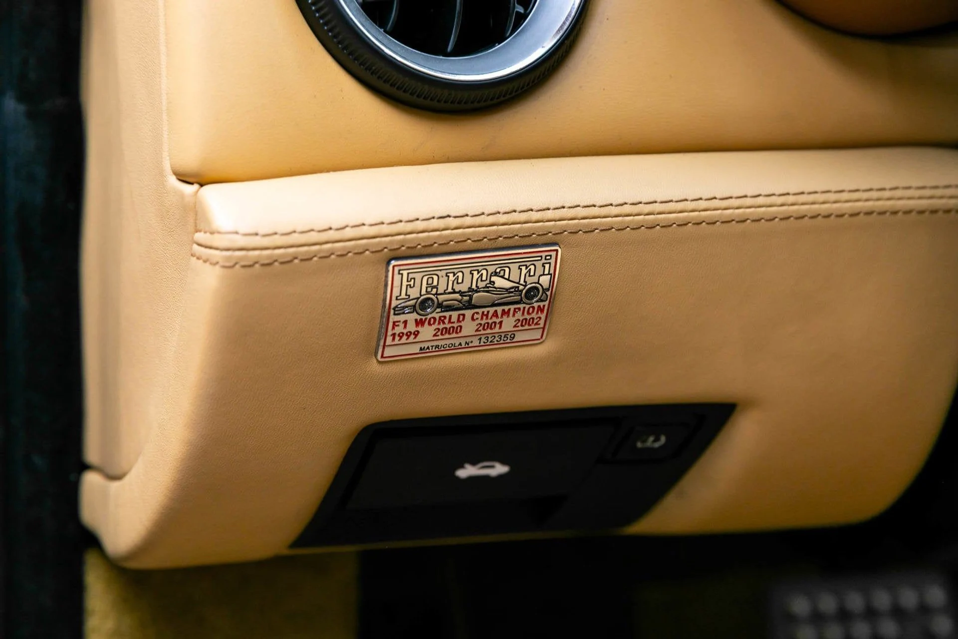 mph022_2955109694_f463a412064d40e59aed780c85e3ced9_13f841dbe9