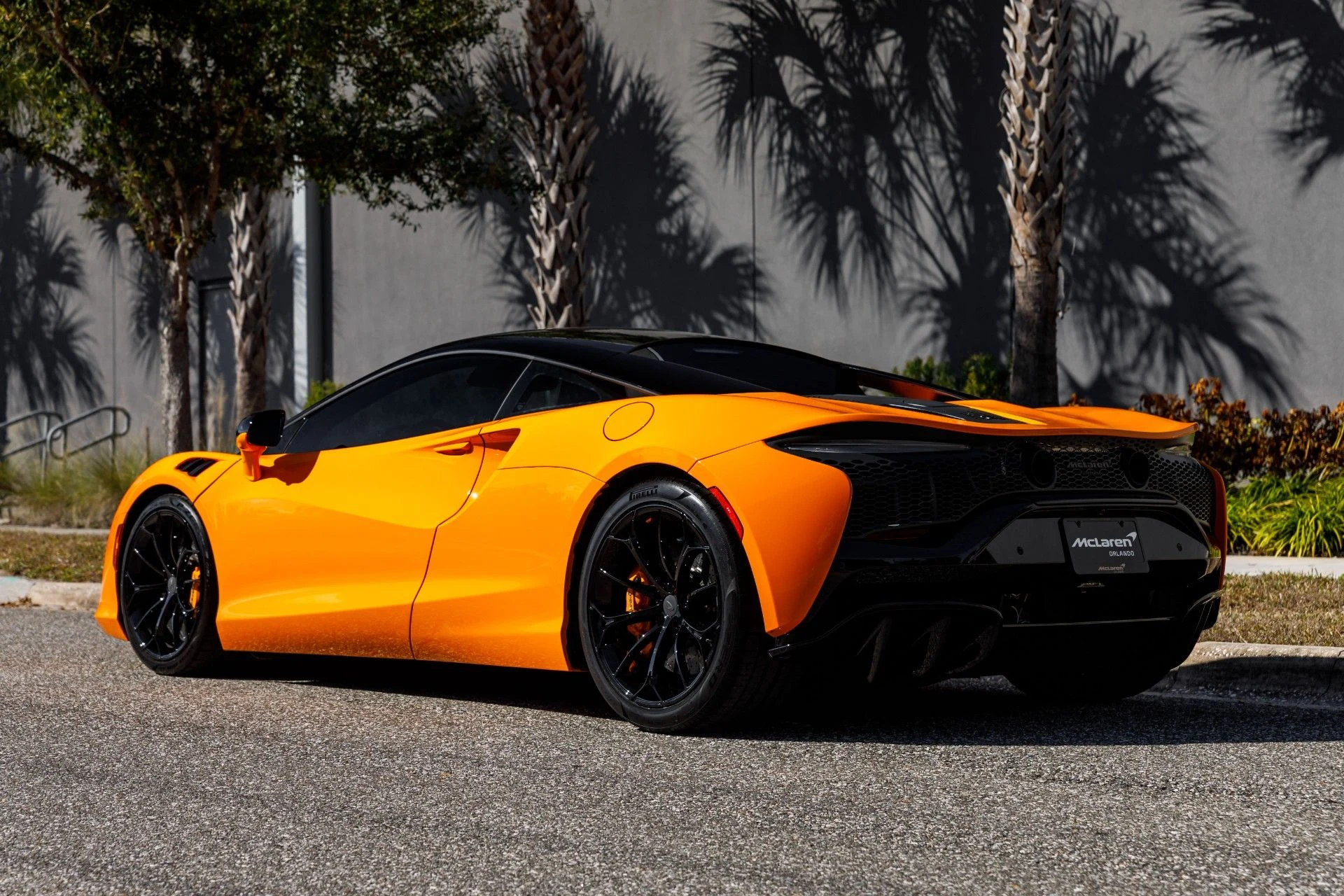 mph022_2964140694_653_p23_l_f93caf8fce