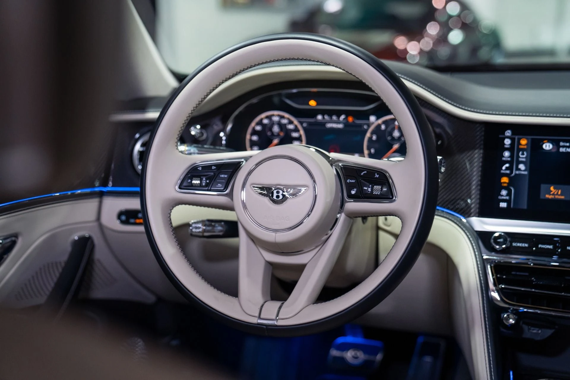 mph022_2966409172_Used_2023_Bentley_Flying_Spur_Azure_1787341097_23500bd18b