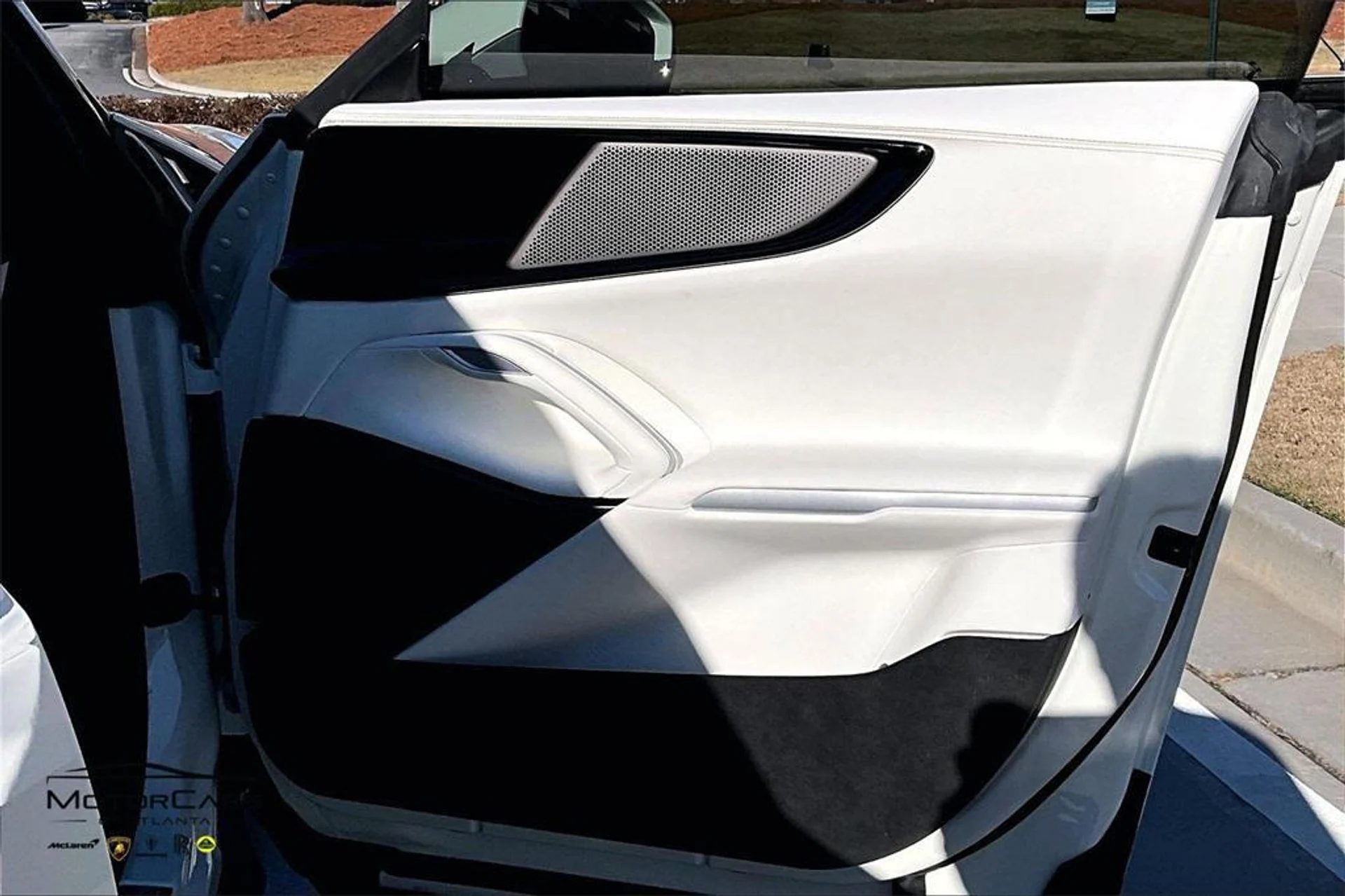 mph022_296689726_ww_Rh0_Wr1_Htj_E_1_Annji1_IA_5v_B_Xk_c4e22e7783