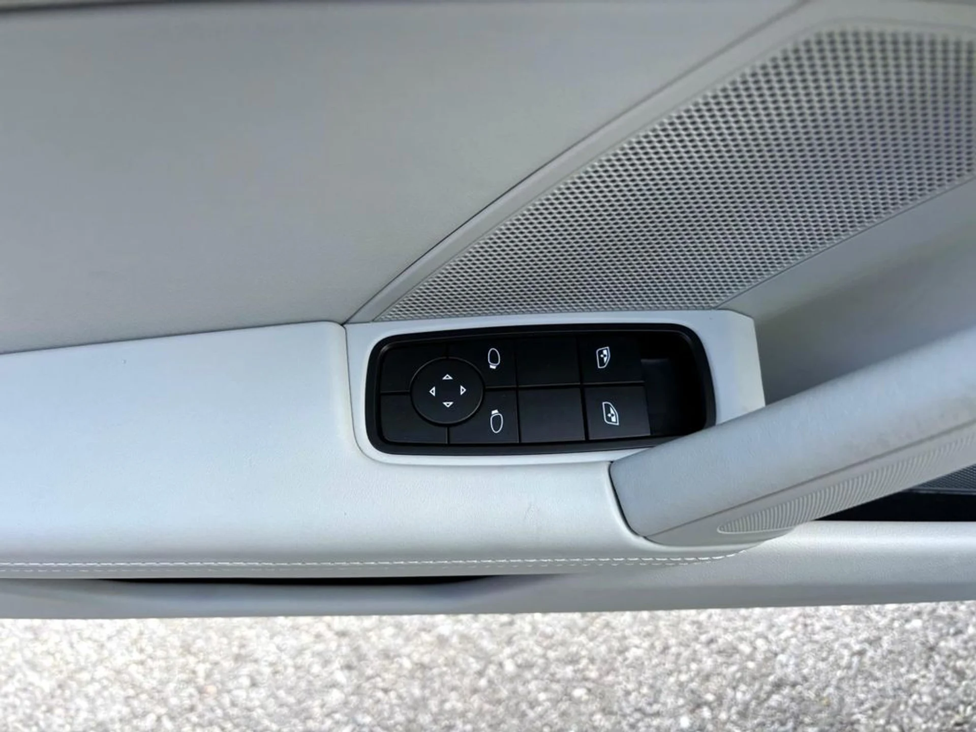 mph022_2974808068_92d0847d54d8f9dce7b90d2b8249cebax_c8d21aa989