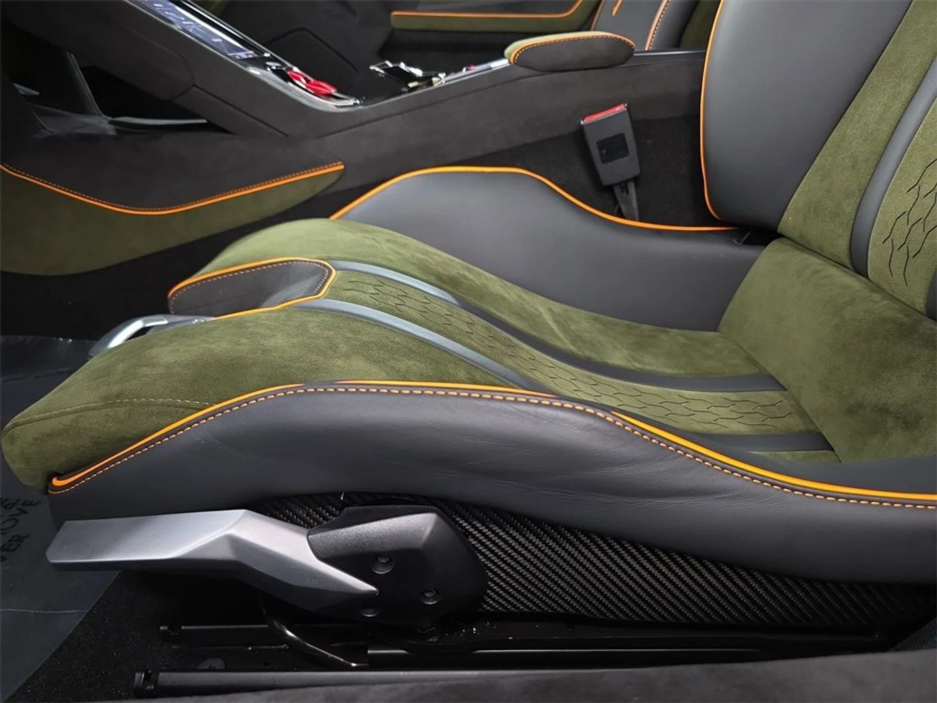 mph022_2976118672_399864a8dff22cd1a6de5d2e8e11c4b0_e6d7e31be7