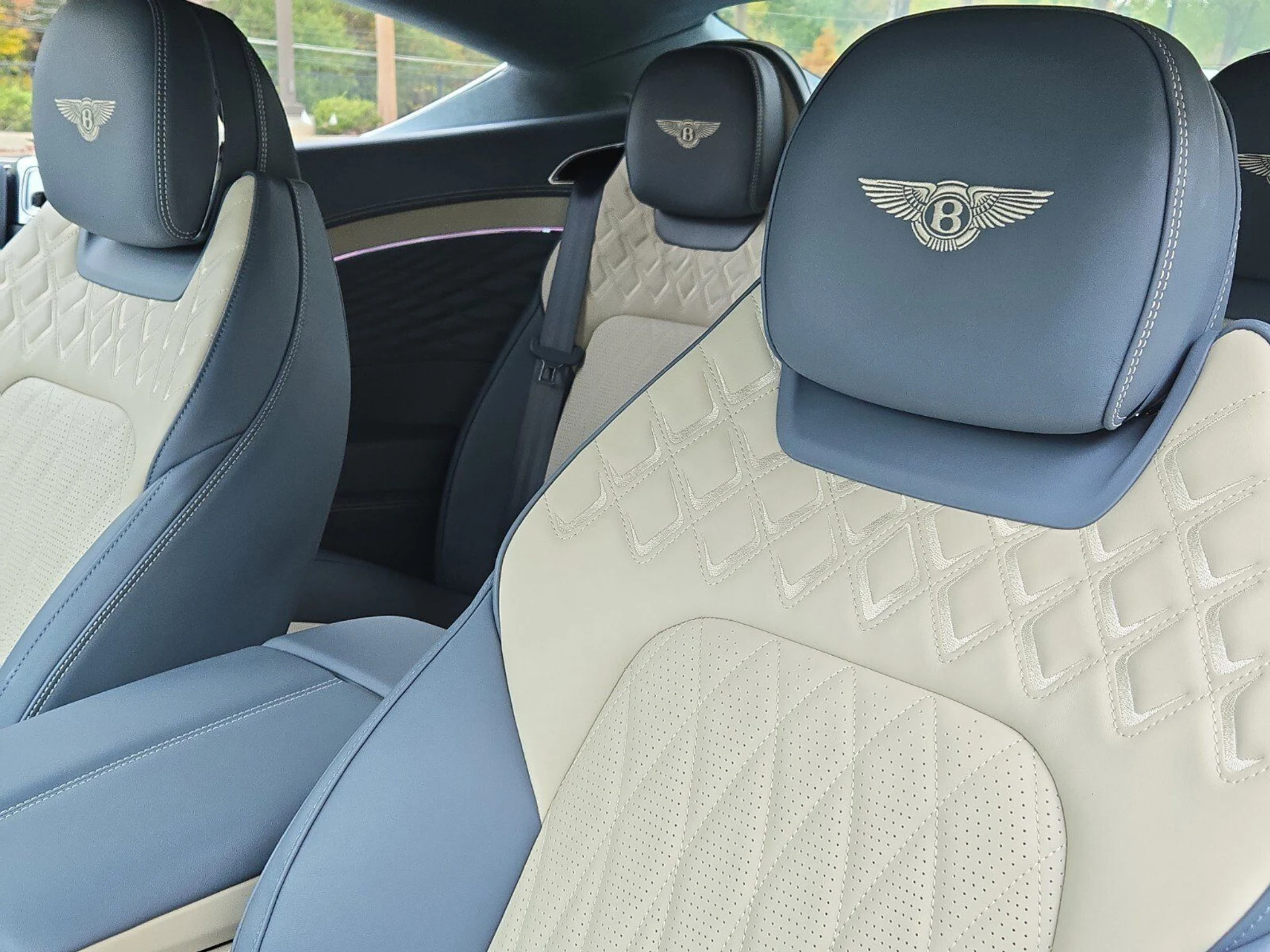 mph022_2978567777_bfc8cd0a6be9c7c8098679c7d2fa9a25x_03dd619df9