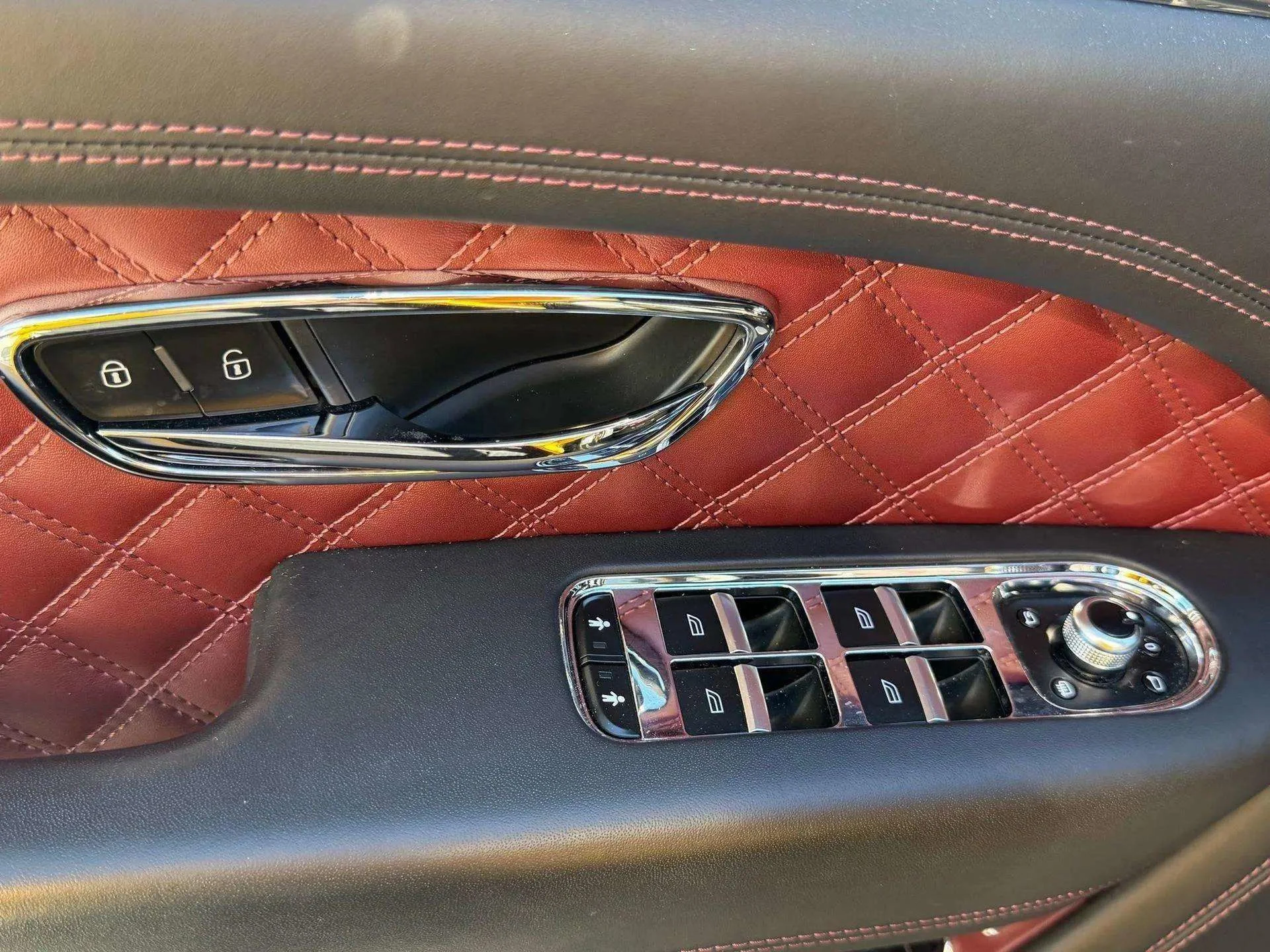 mph022_2983233848_f94d8fbbd25643779c384979f65a6800_154bf42a9e