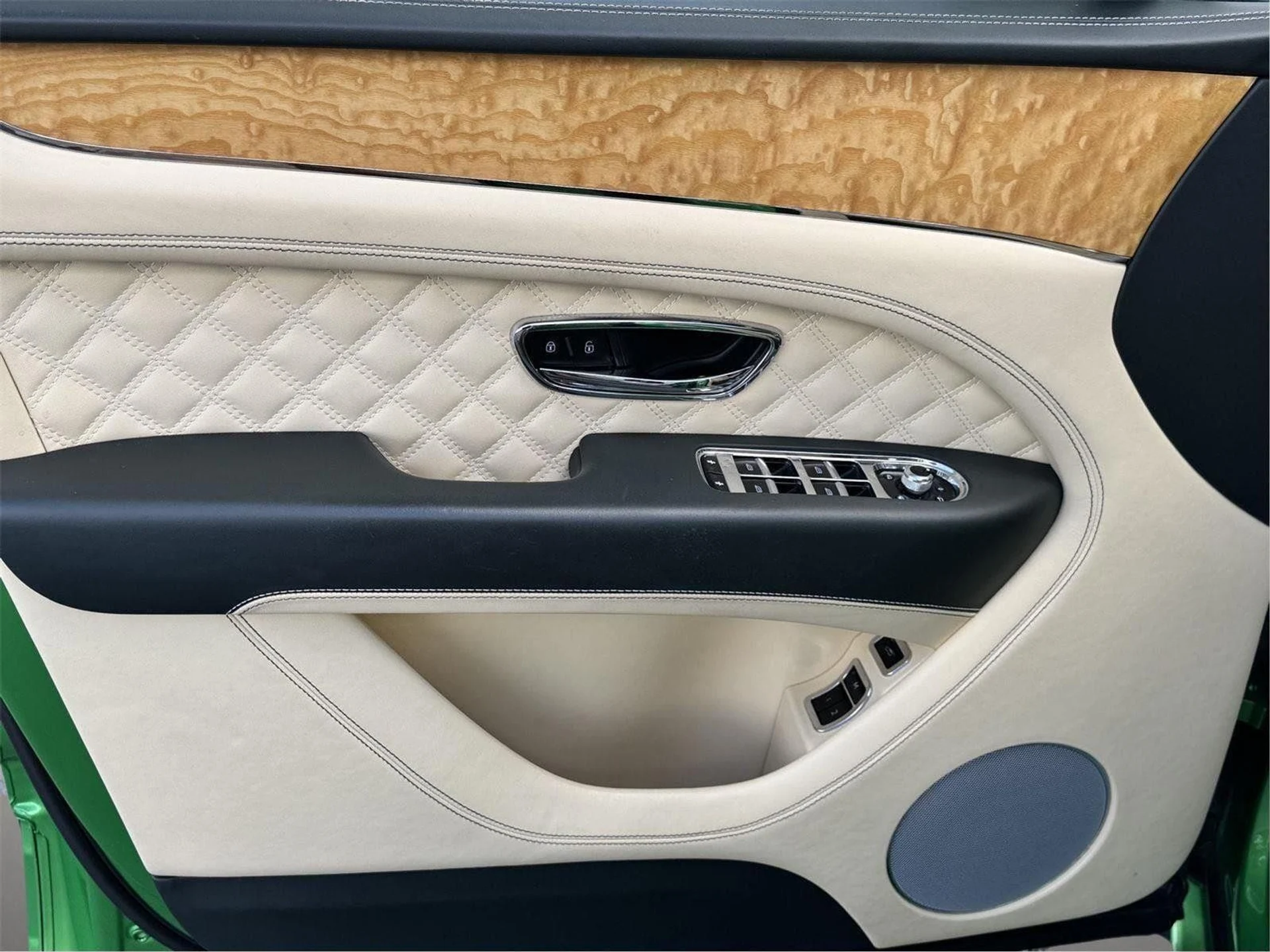 mph022_2985214441_abcb43509dd903702efad9a1d77ac0fd_4cd8895328