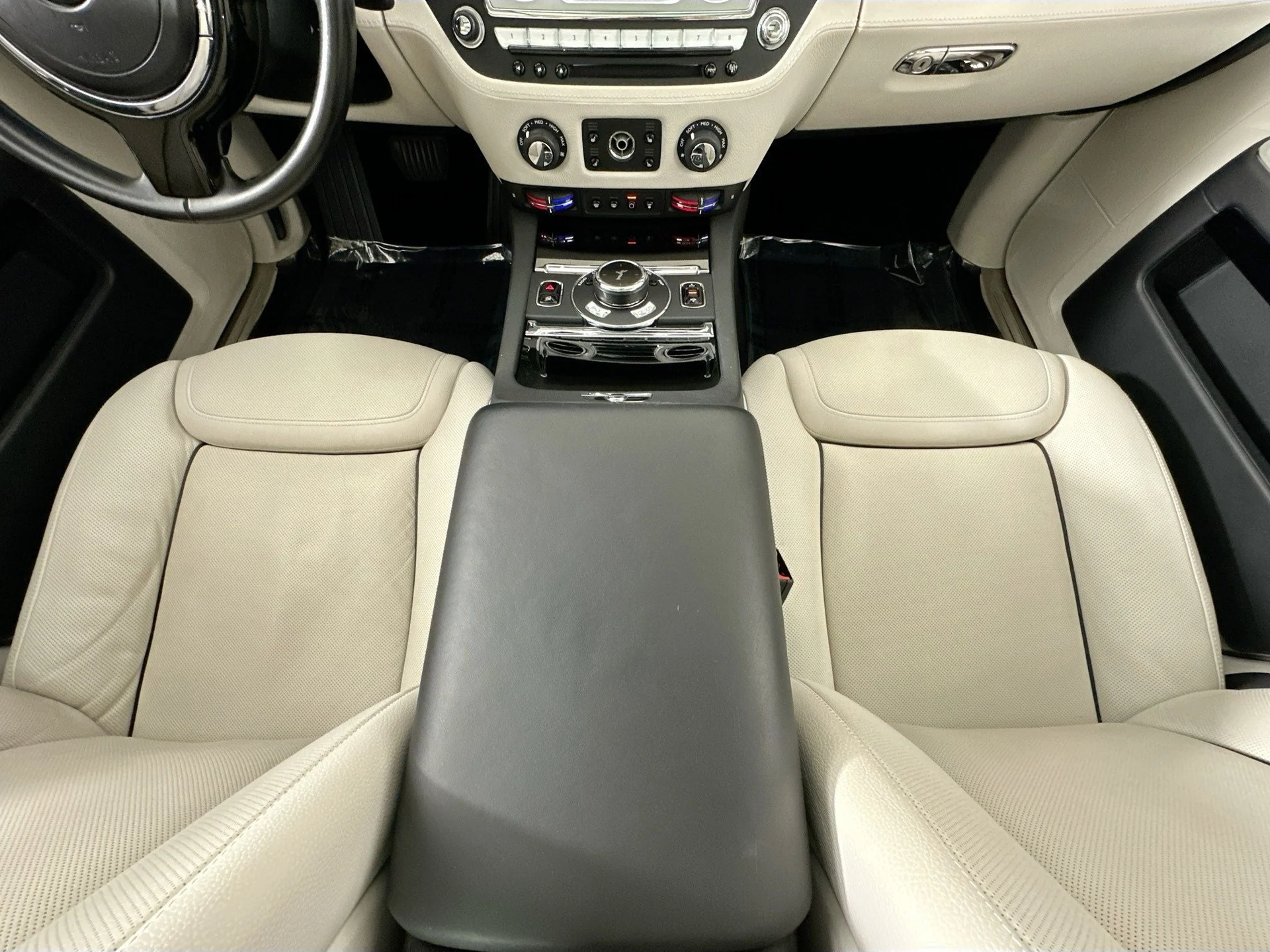 mph022_2988114602_23_200a9b882b