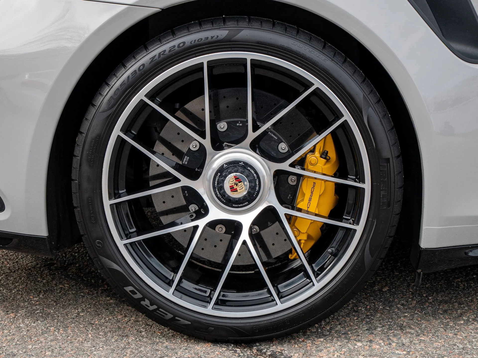 mph022_2995356641_30b76b5792be122dcf0c0add250811f2x_16afba543c