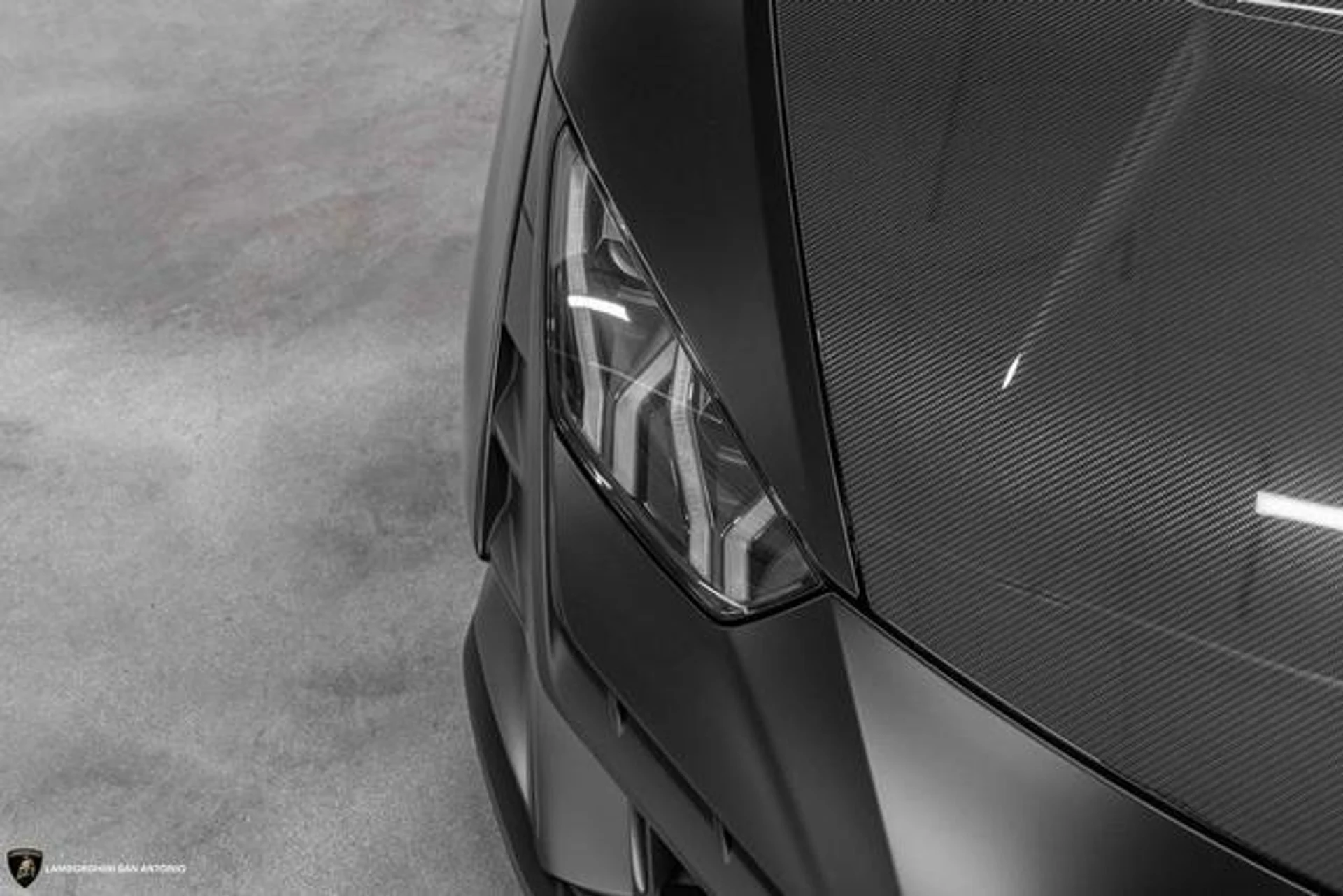 mph022_2995594776_k_B_e_P_Aw_QQ_1tr_S3_V1_Vdhmi_Go_V_Nh_A_41da68d2db