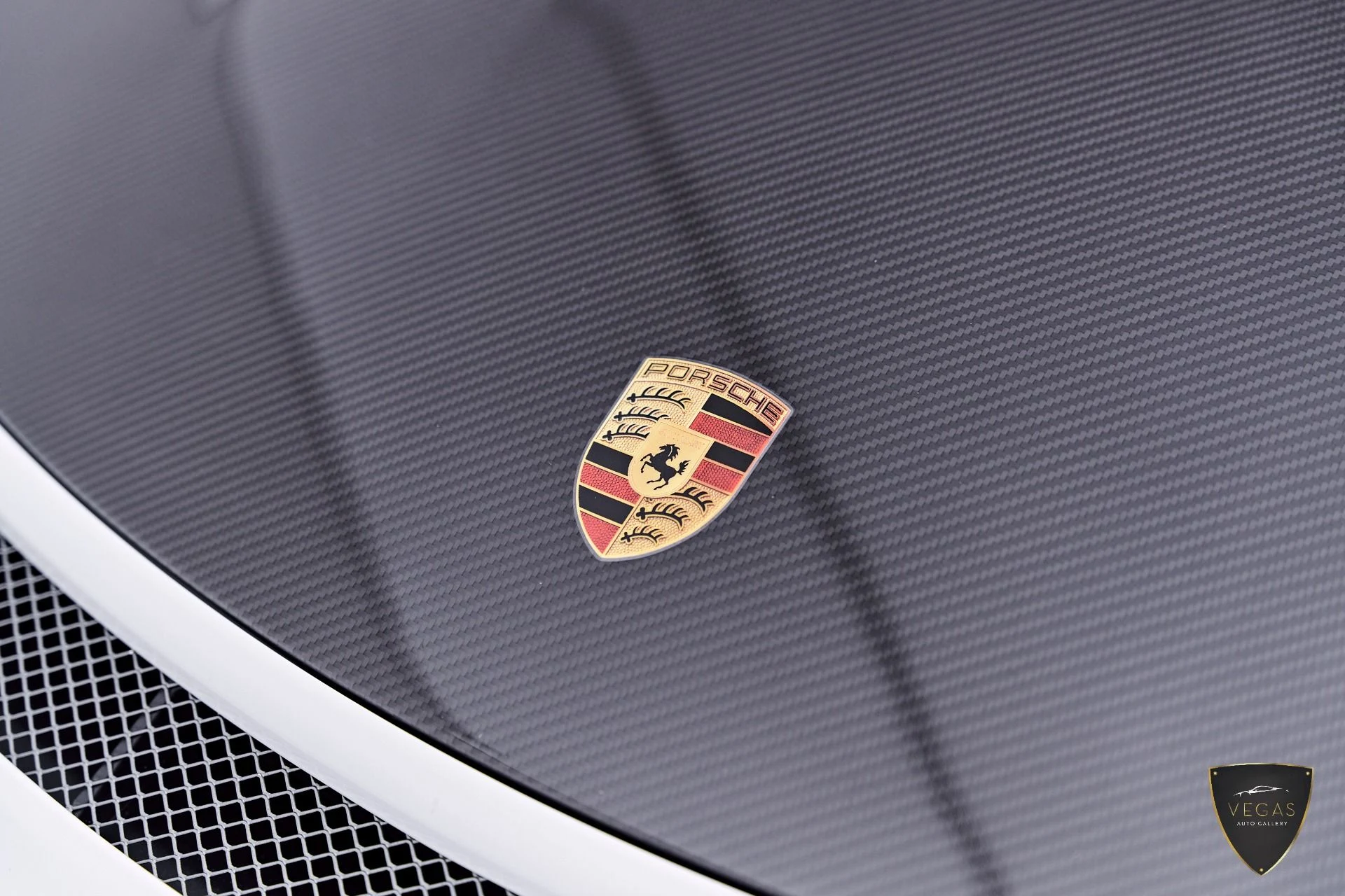 mph022_2995851216_Used_2019_Porsche_911_GT_3_RS_1783382294_d1224fbe5d