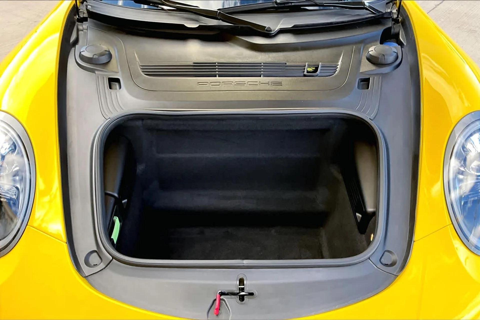 mph022_2999332375_62cf7e68a37b0c218f410b62fecb7264_550161ad46