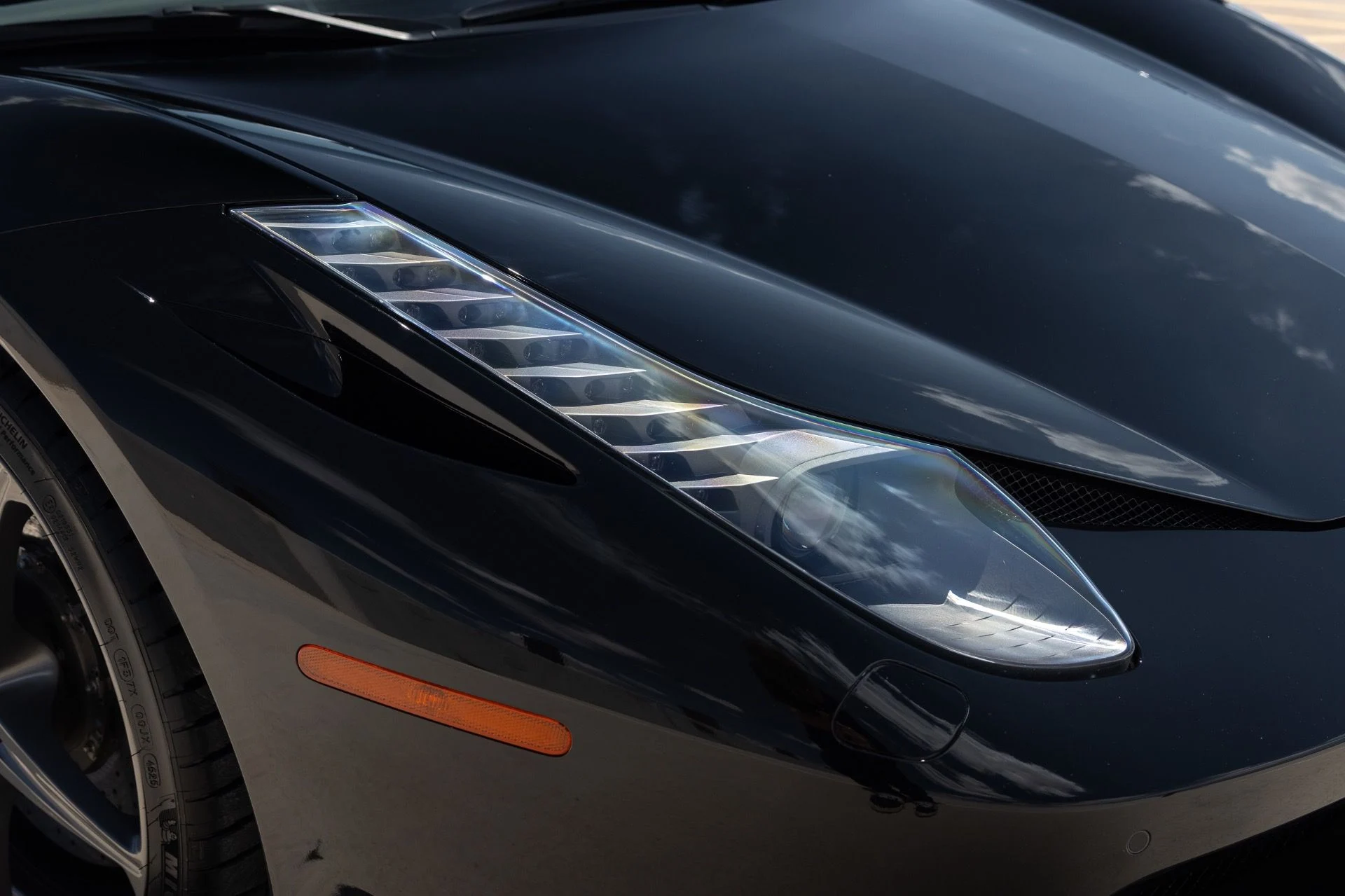 mph022_3011398968_Used_2012_Ferrari_458_Spider_1788476074_03dcdaebda