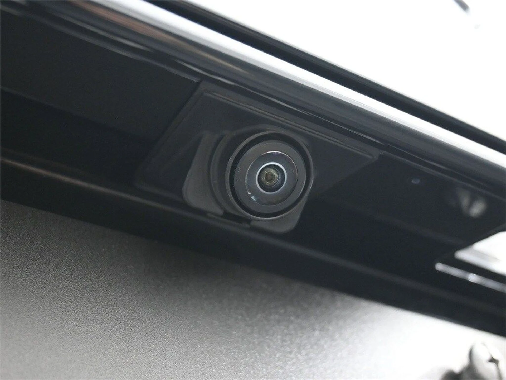 mph022_3013842984_80a2c31df048c9913a50c2e0cbe85b8ex_7f3db05056