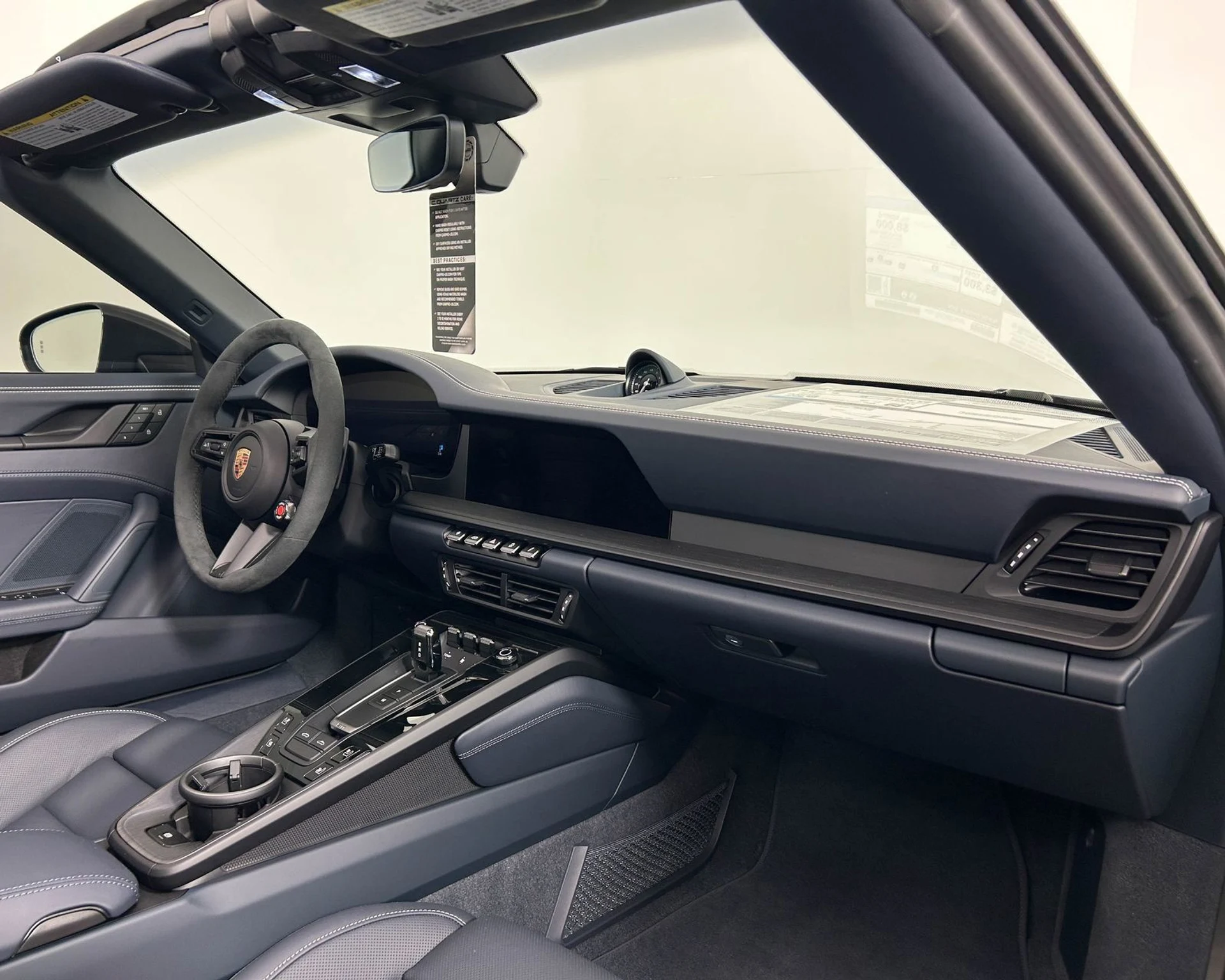 mph022_3015490374_9dee7a0ca7e4483abb0468ce8f06728d_5a7634e3fb