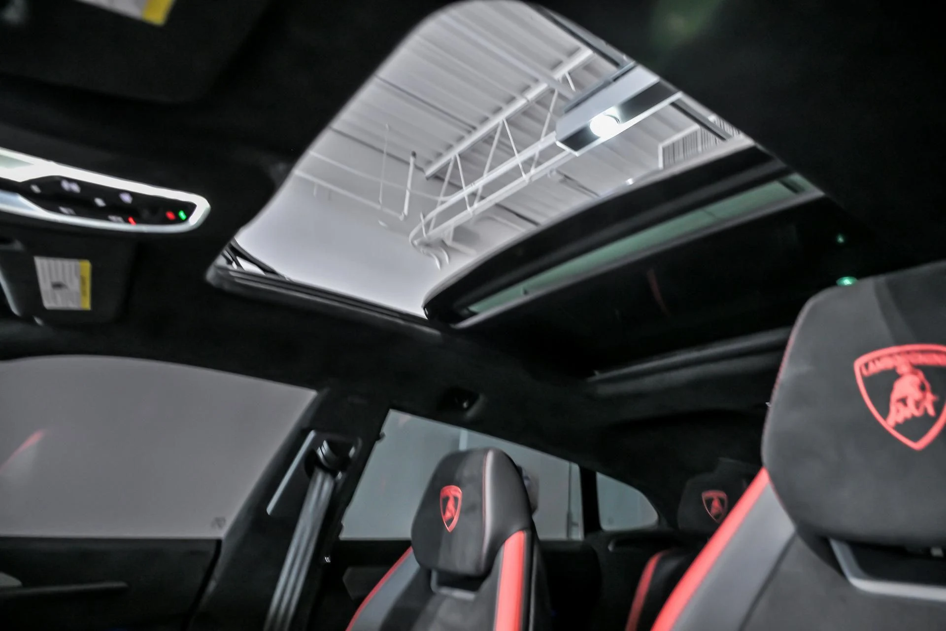 mph022_3016835859_Used_2023_Lamborghini_Urus_Performante_1765794842_652ca825e4