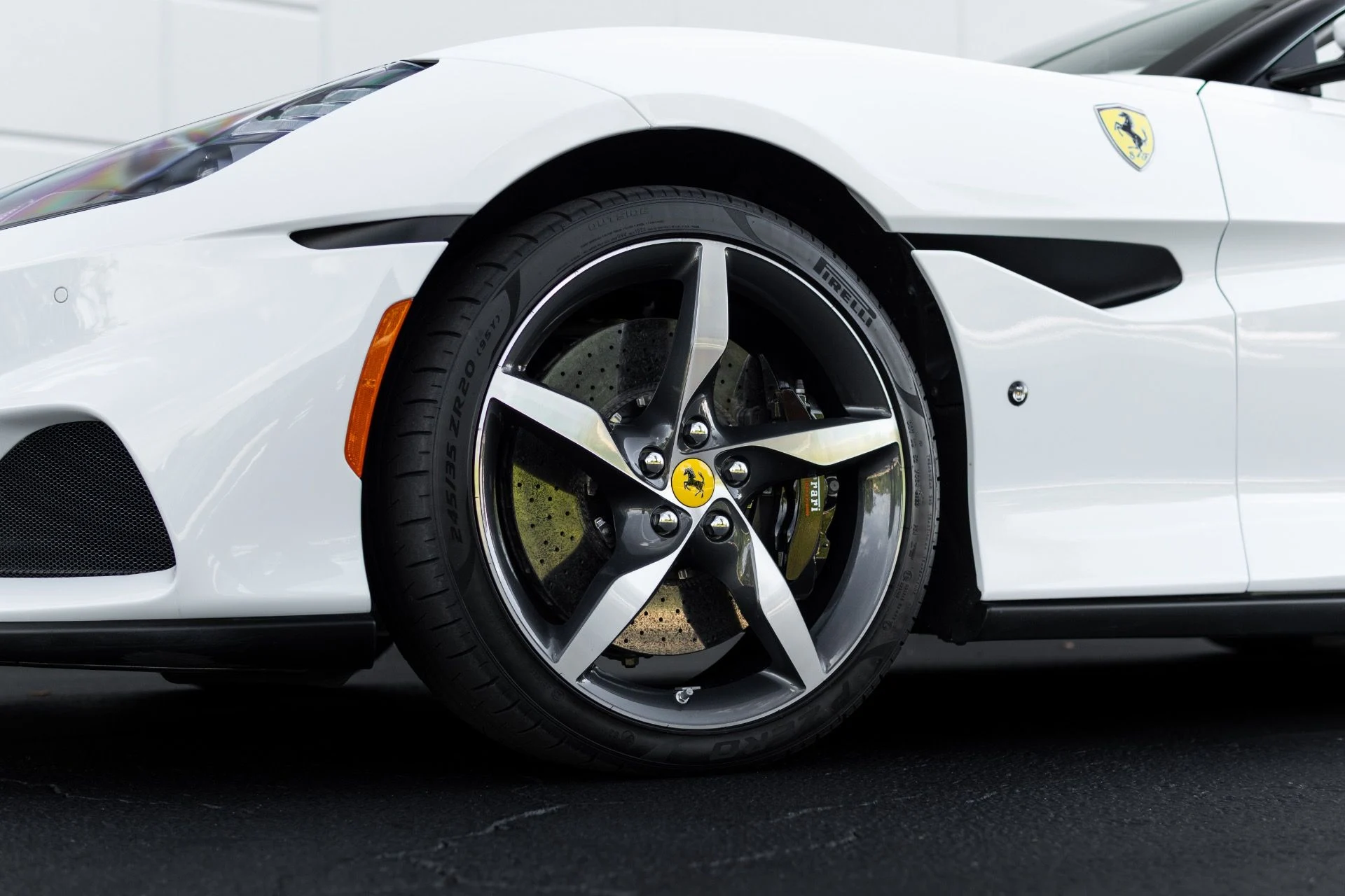 mph022_3016951547_Used_2023_Ferrari_Portofino_M_1766185478_aa68fe4e26