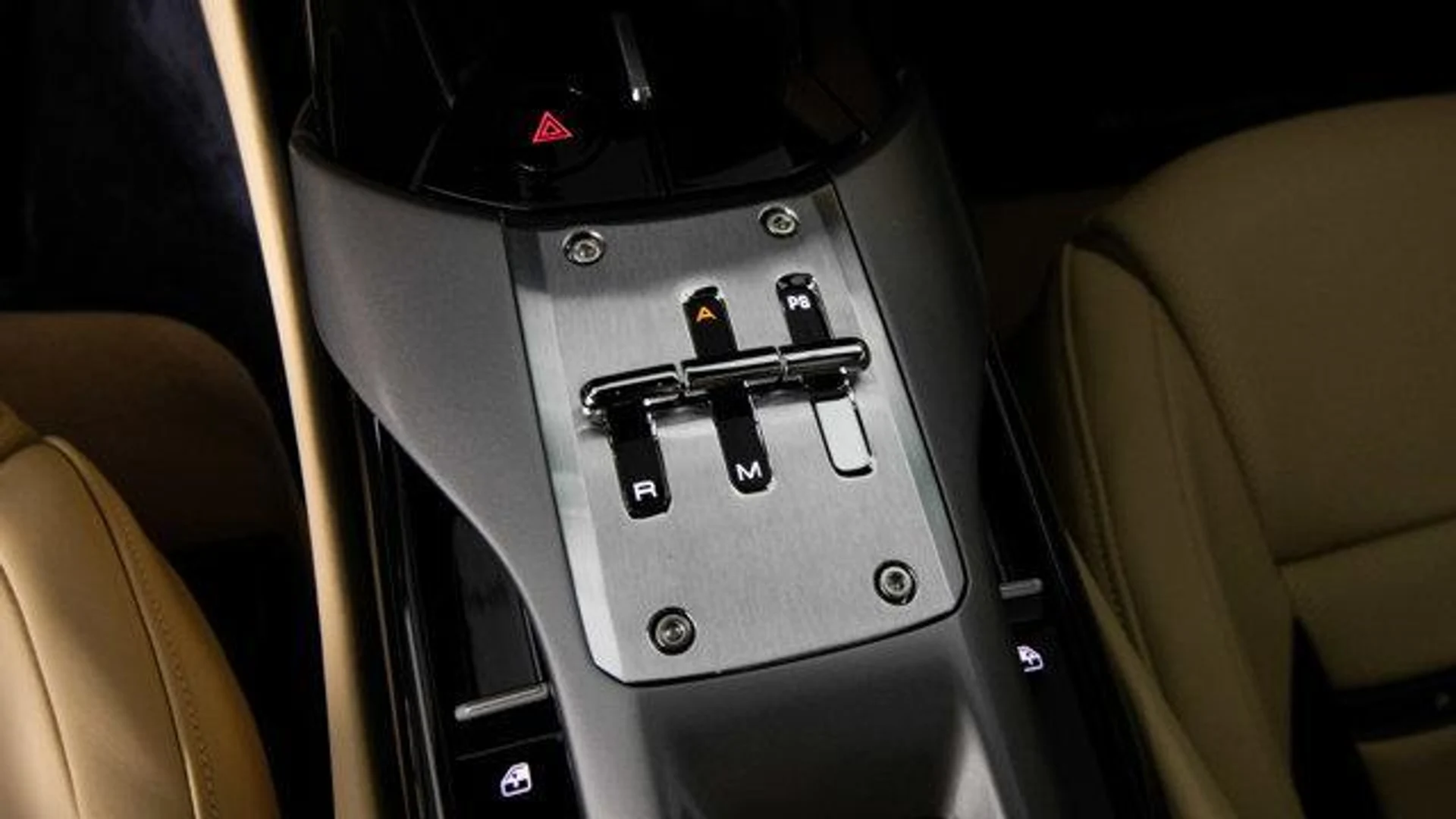 mph022_301870962_a_Jp3si_Xh6sjt71_Z8z_Dxr3g_V9_Q9w_2af964ac0e