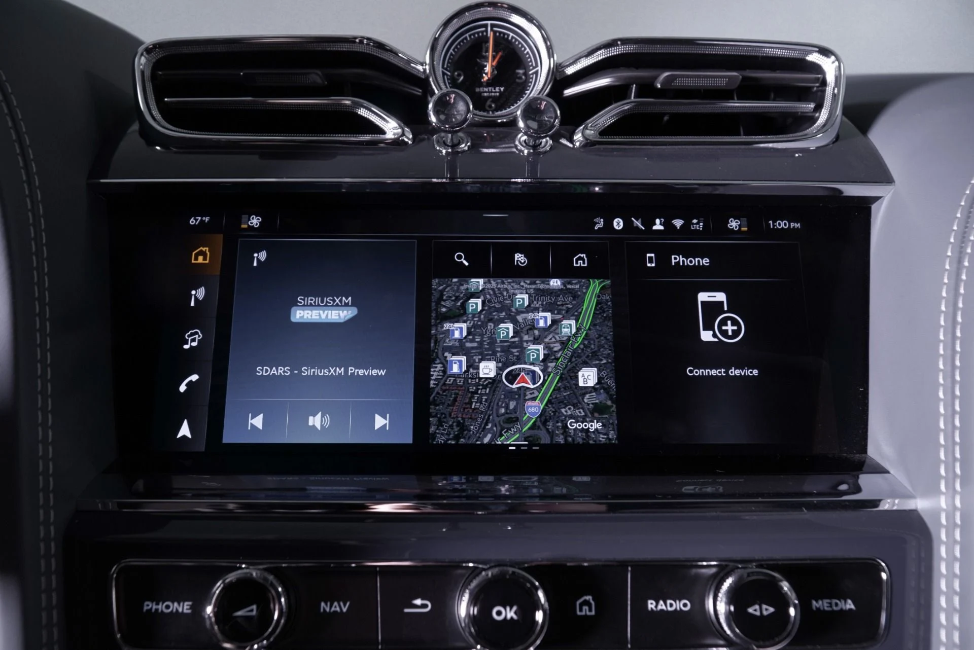 mph022_3021504229_Used_2025_Bentley_Bentayga_EWB_Azure_1762288450_521f10b356