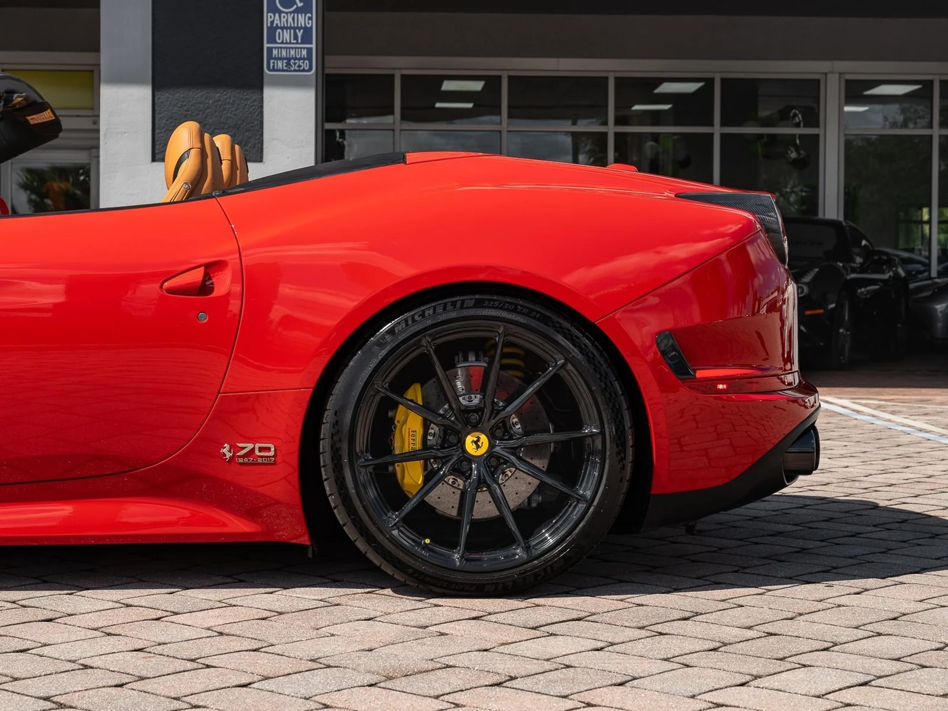mph022_3024809801_Used_2015_Ferrari_California_T_1761253539_1f718853ba