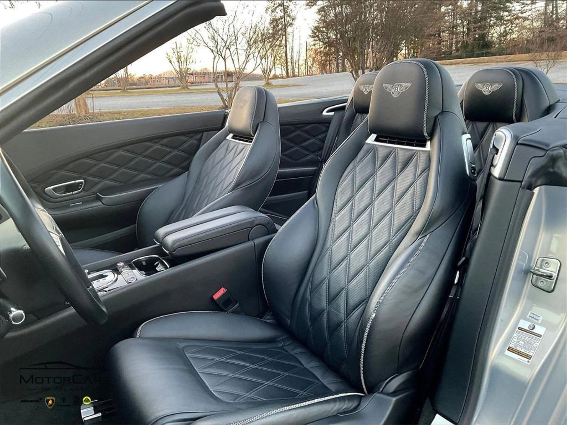 mph022_304719260_jj_Ph_Czh_Vq5ta_P_Iq_Owam_E_Ath8_G4_4d8f064103