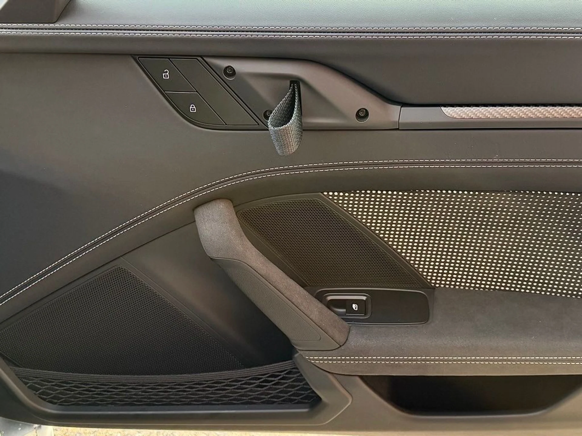 mph022_3051254237_8ff9ef7bf632f91a067df2b5f4009d0dx_4b37779f77