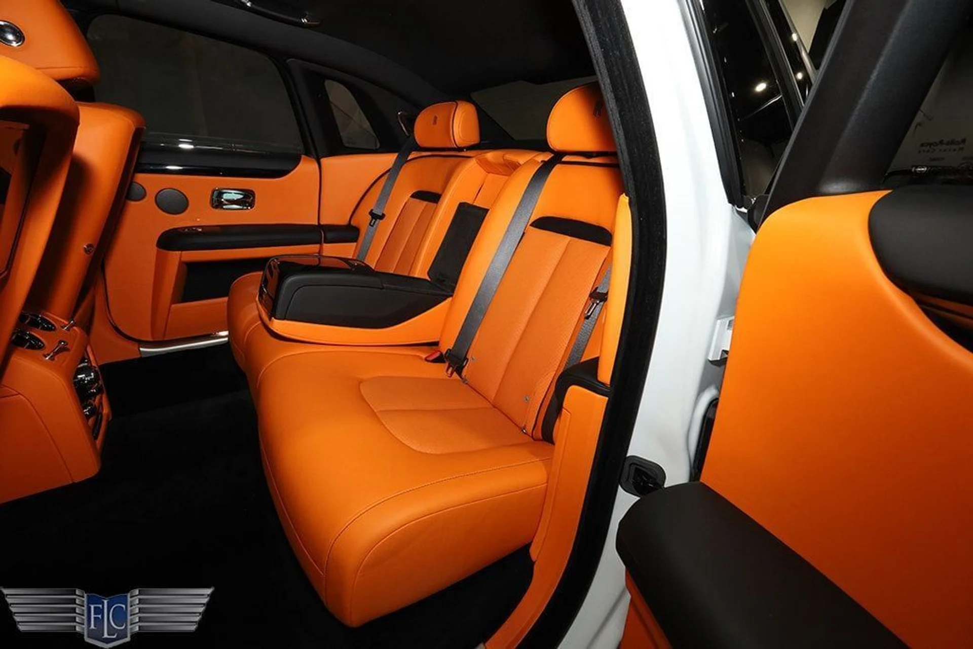 mph022_3055476397_used_2021_rolls_royce_ghost_withghostpackage_9689_21336772_23_1024_3d5b01190f