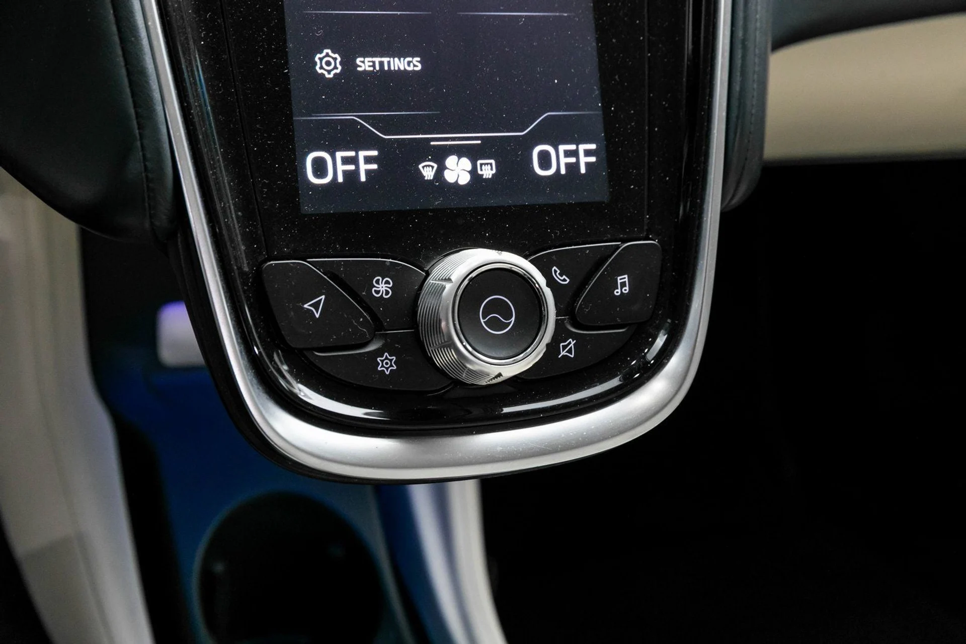 mph022_3055853876_23_bb4ceac0cf