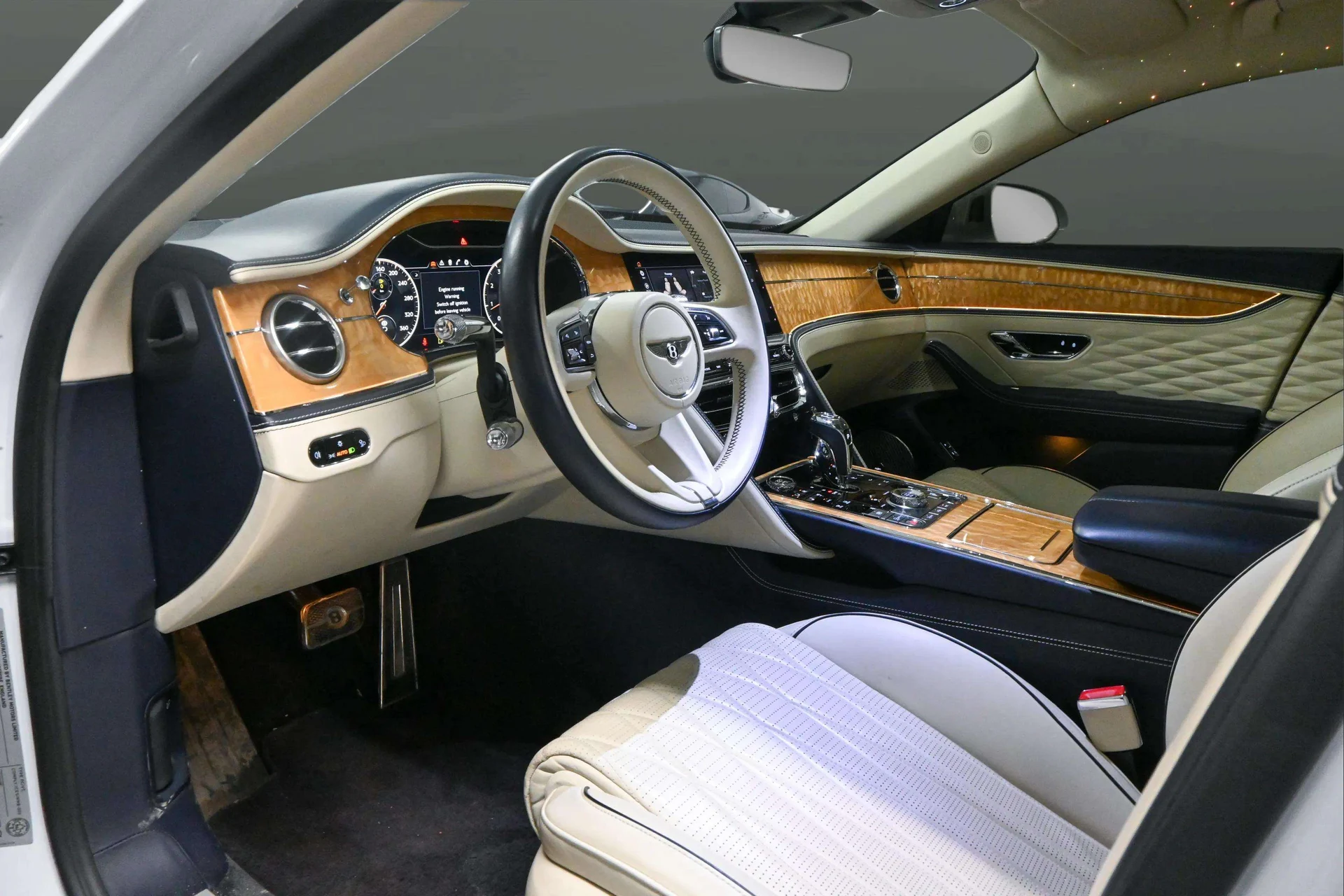 mph022_305602972_78292a7b_b2ce_4cf1_8afc_4516a8ea98a6_5394fb7377