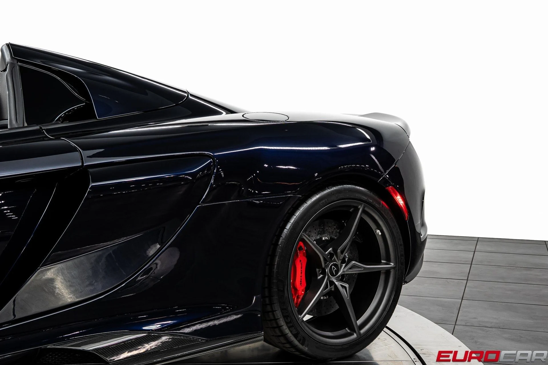 mph022_3059159269_image_23_4bd35b6101