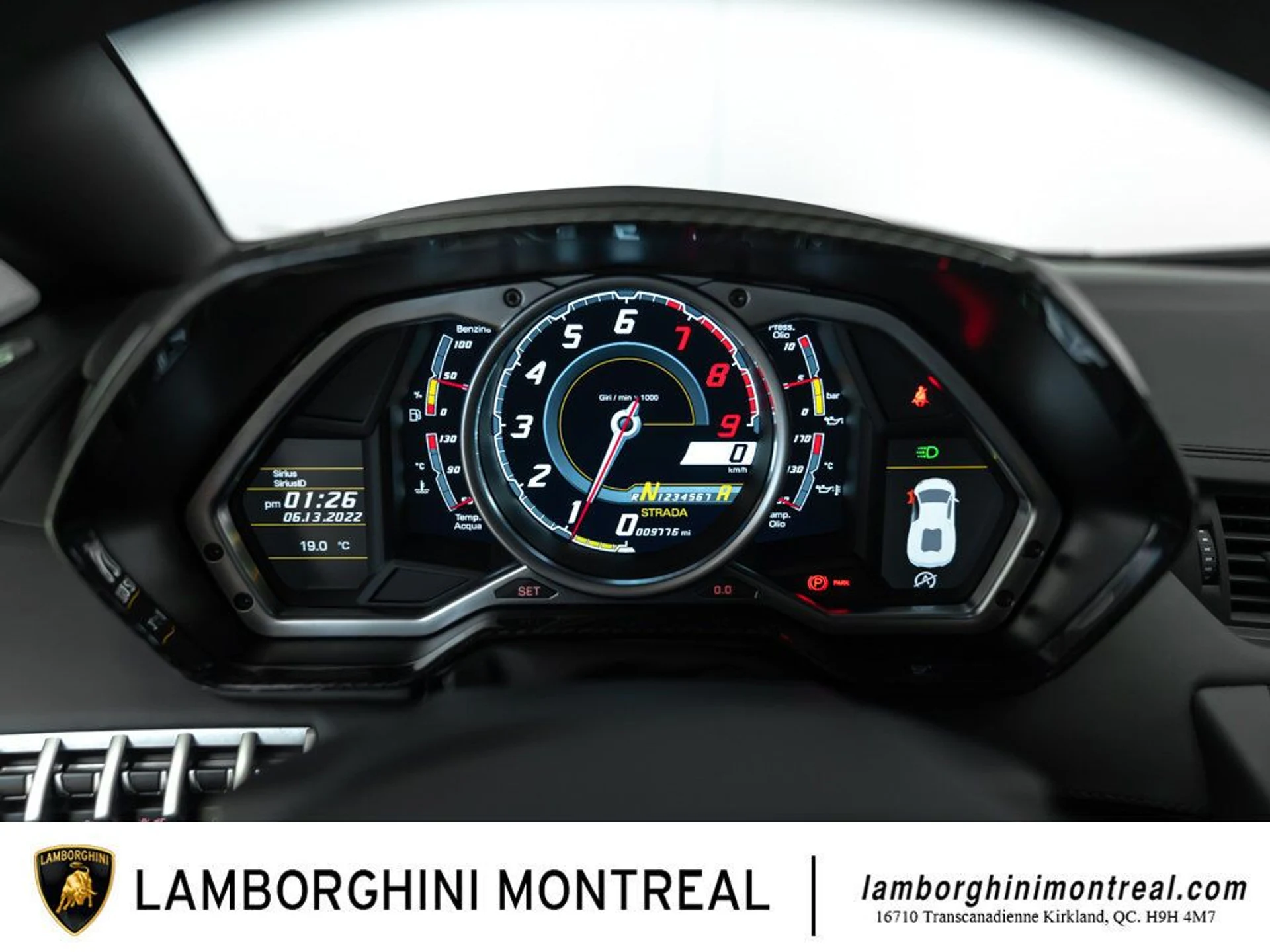 mph022_3059542082_lamborghini_aventador_2014_jpg_v_1754355019_3dacbf5280