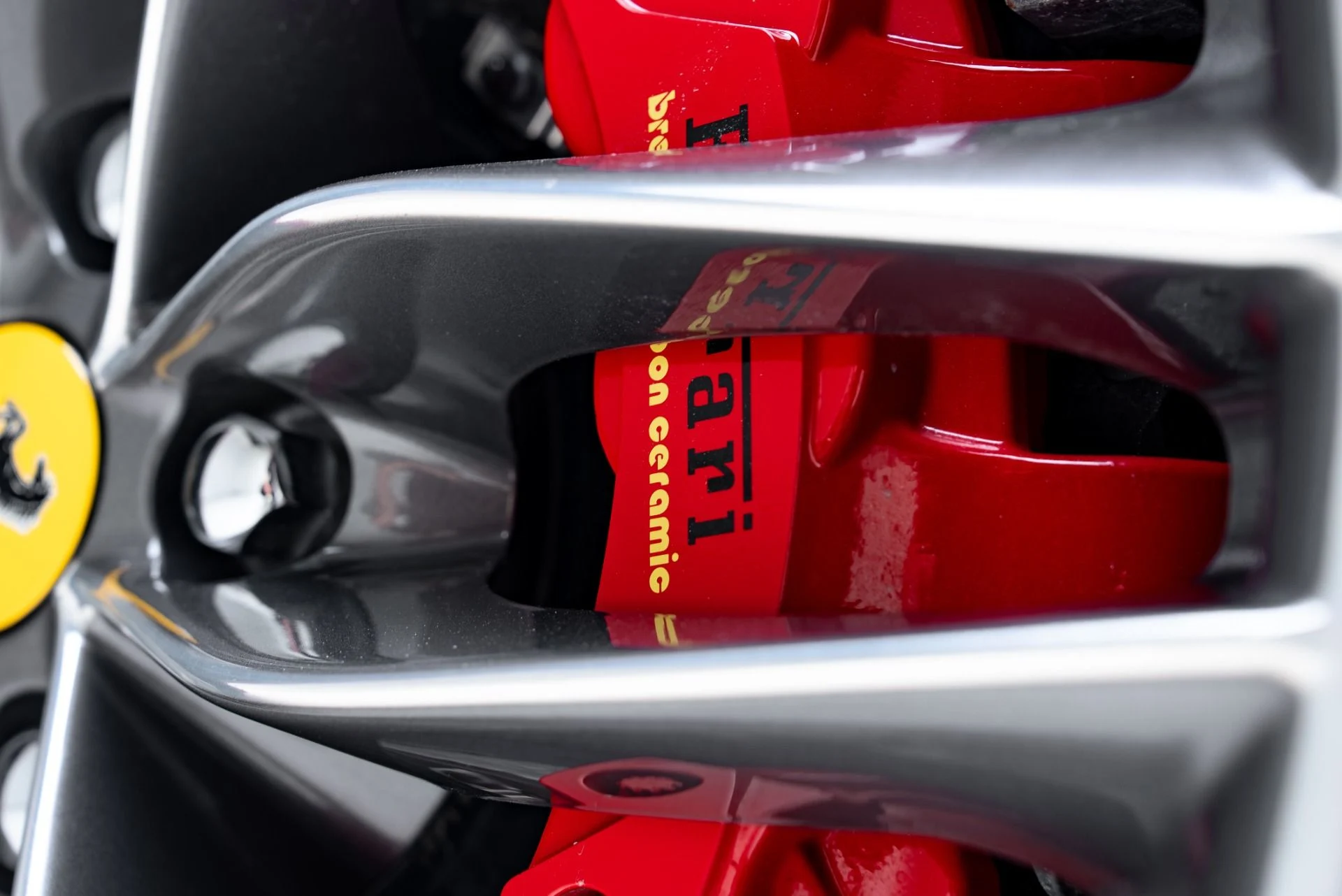 mph022_3066509111_Used_2018_Ferrari_488_GTB_1776815773_2130a30fbc