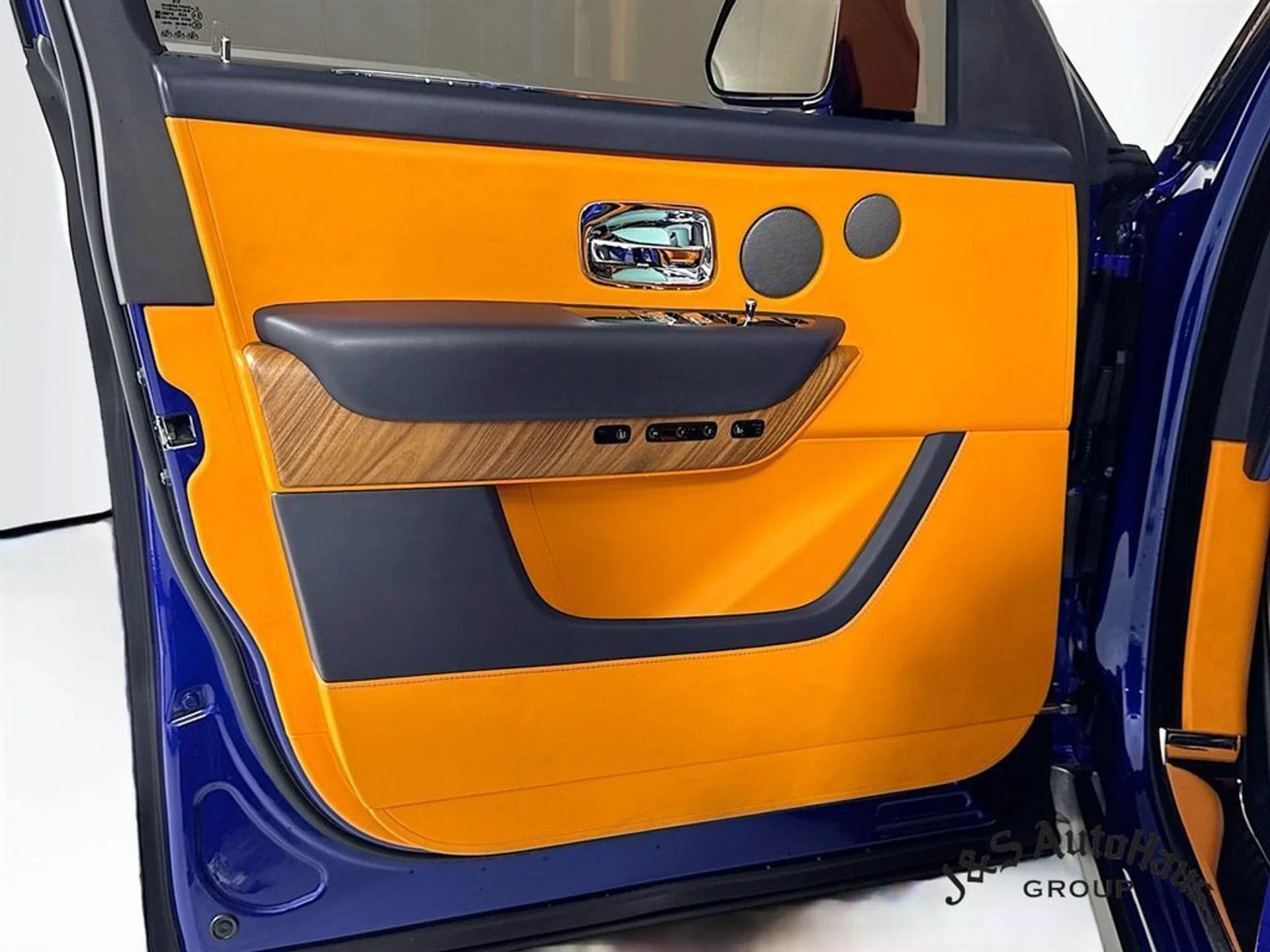 mph022_3081681319_5asy2kg7yze0n3nwxkk8uksqf8i0_4db1614f90