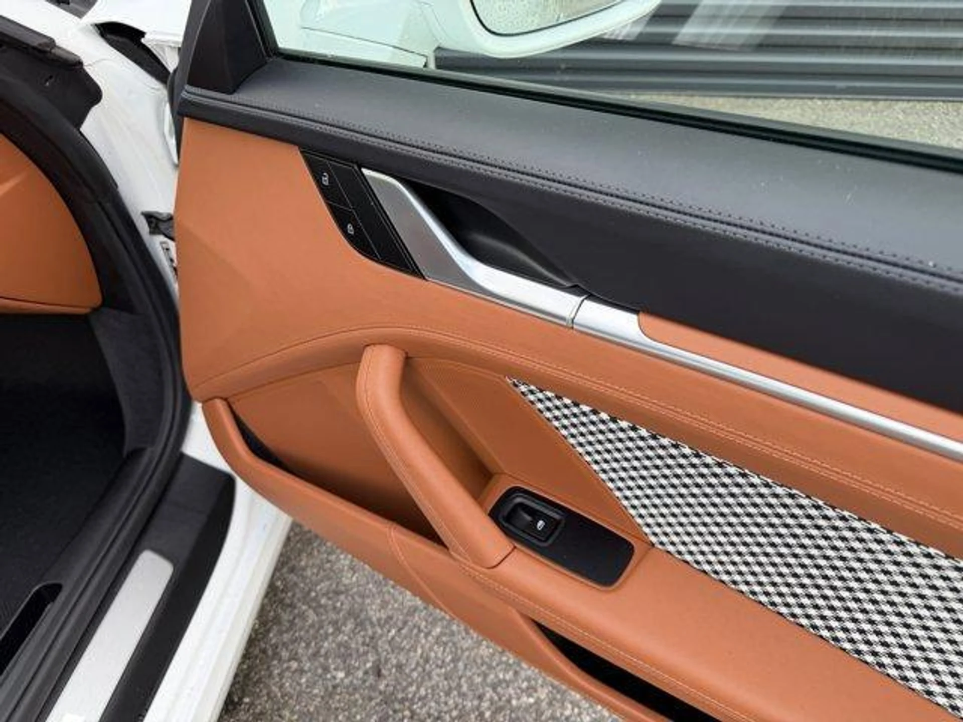 mph022_3081826023_9v_Ndd_C_Ra_Nr13_ZI_vs_D5sge8_Dw_9b9305bb2f