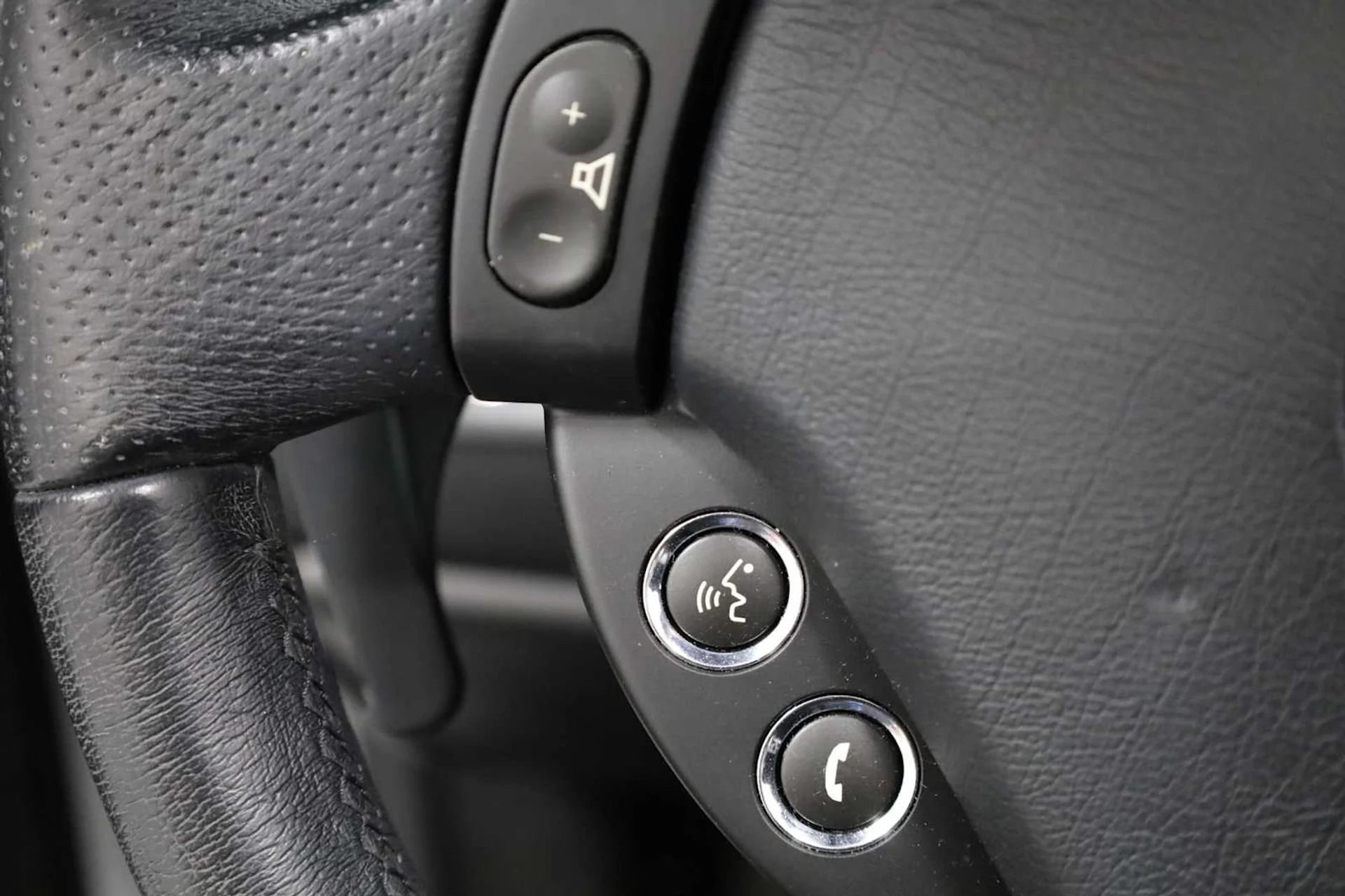 mph022_3082222130_5bc4730533a0c5d2f31d291b21ac33a0_a2626f46b5