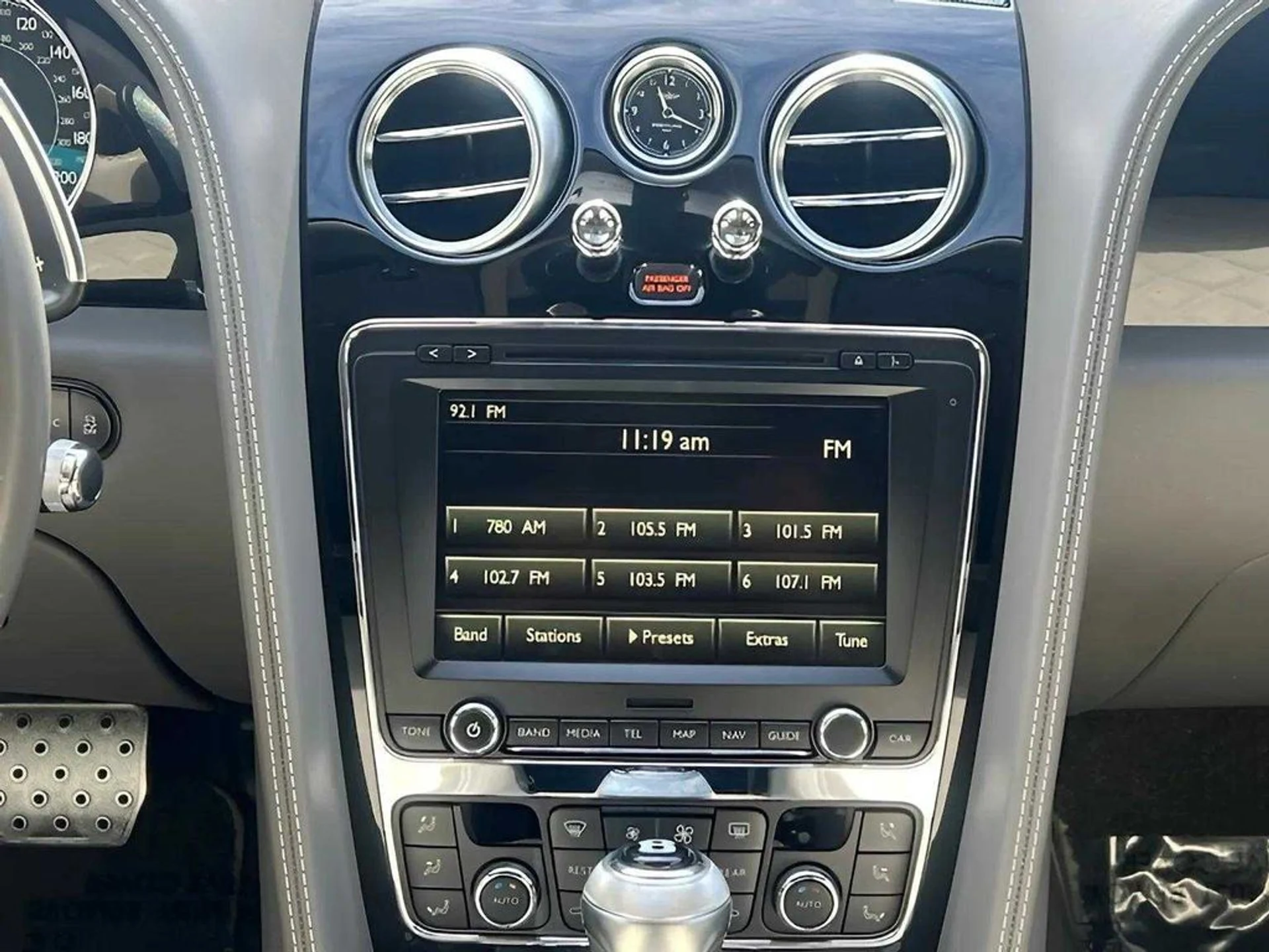 mph022_3092948153_ad125f1c7b59572ca2ee31dd7a2c1f4cx_300f442f75