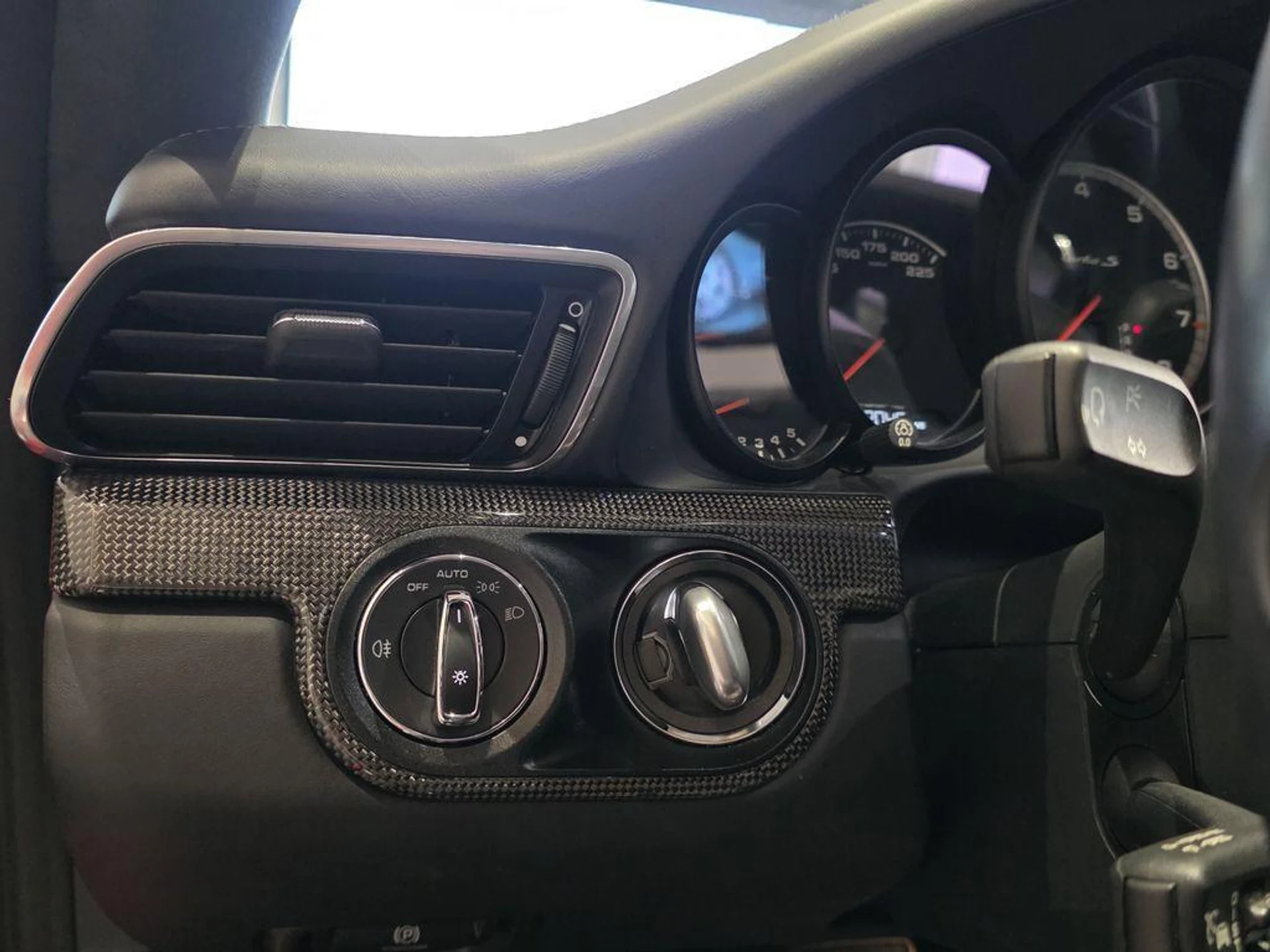 mph022_3096354519_K_Pwz3z_Rhd_Zew_XIZAA_Zvvr_JW_9_w_E_6eadad9f6b