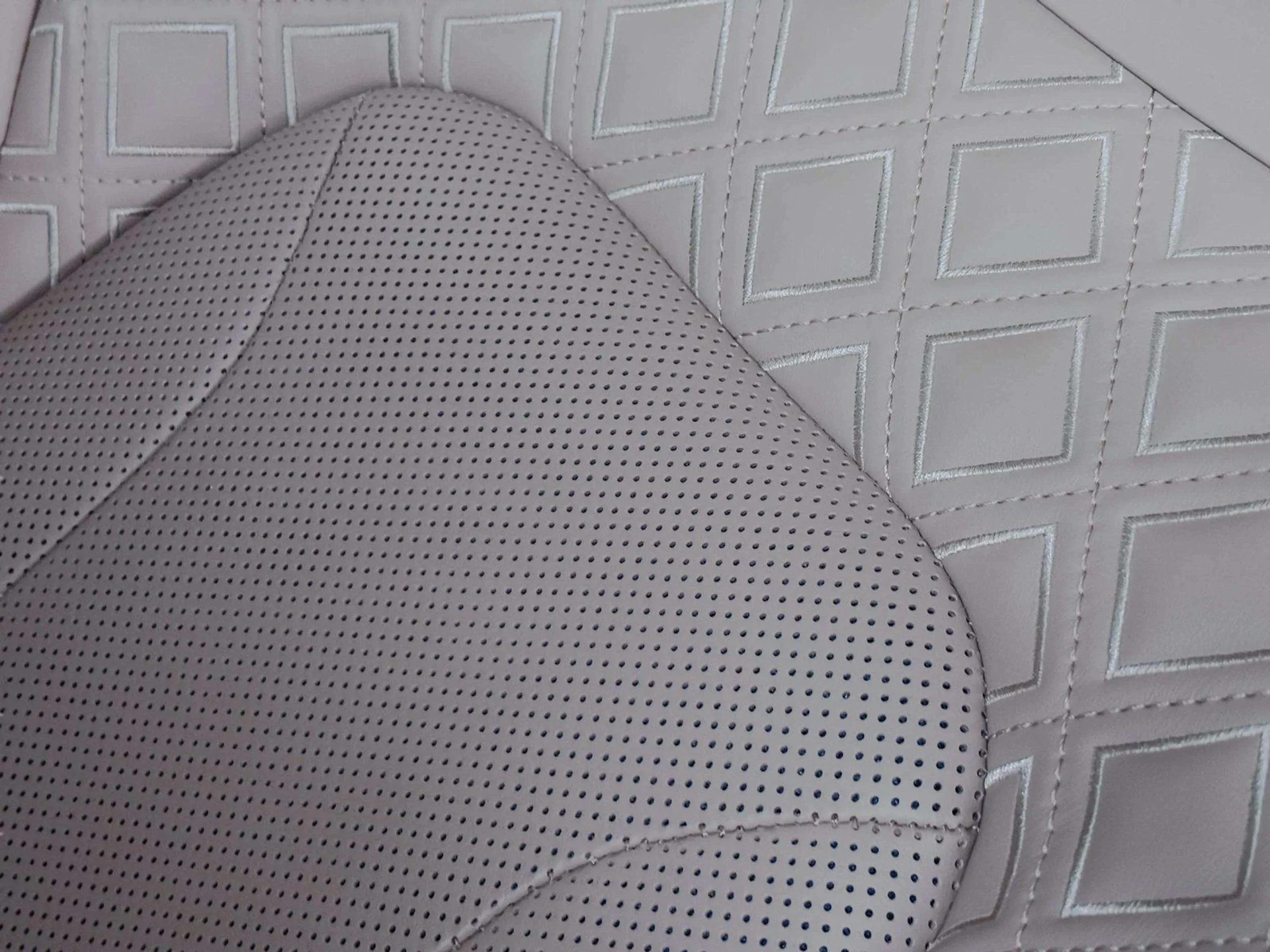 mph022_3098712583_image_23_20cbe17b2b