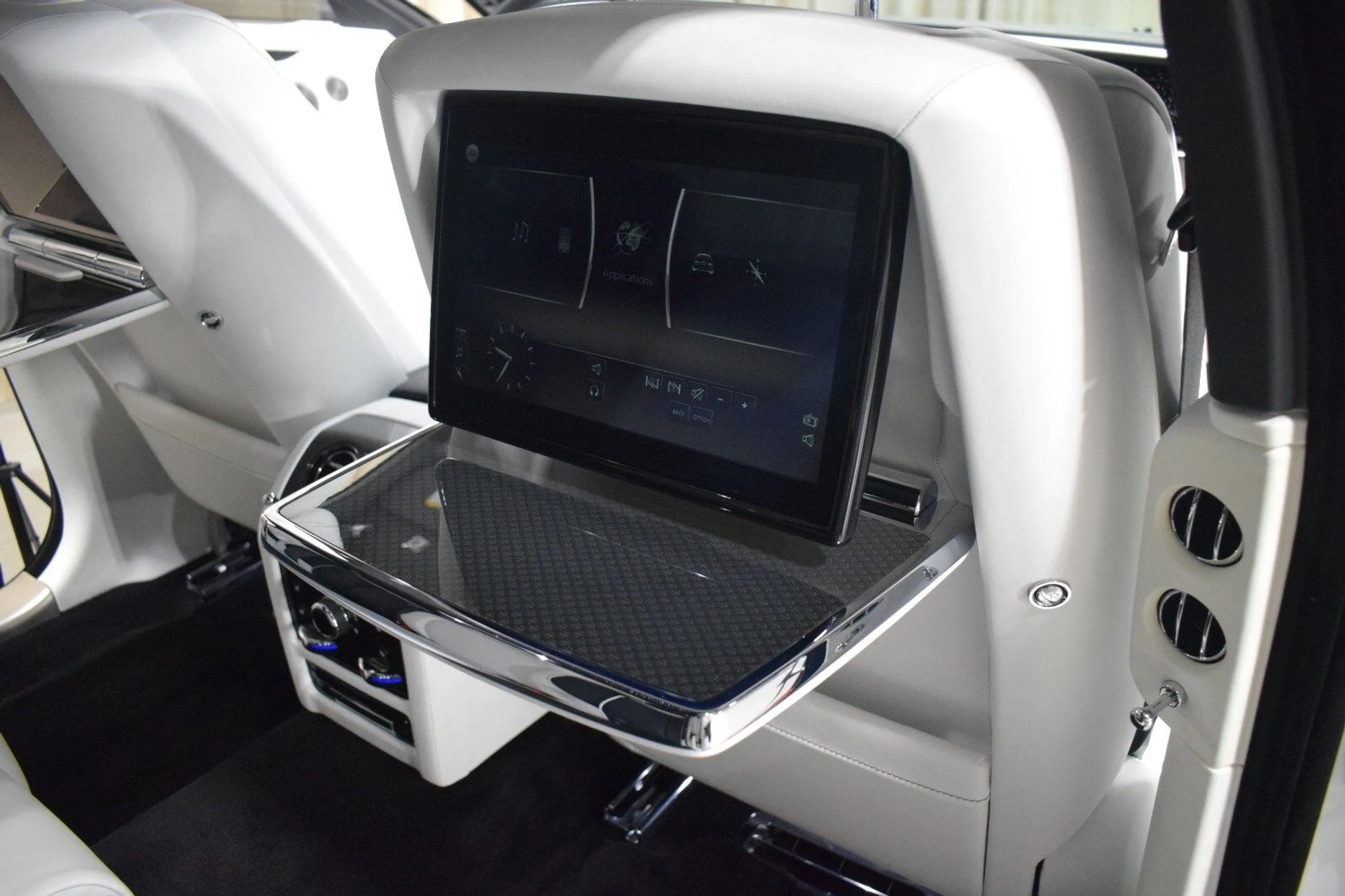 mph022_309943022_b17876f15e814cfdad5f6c7aa1231b67x_21fb542524