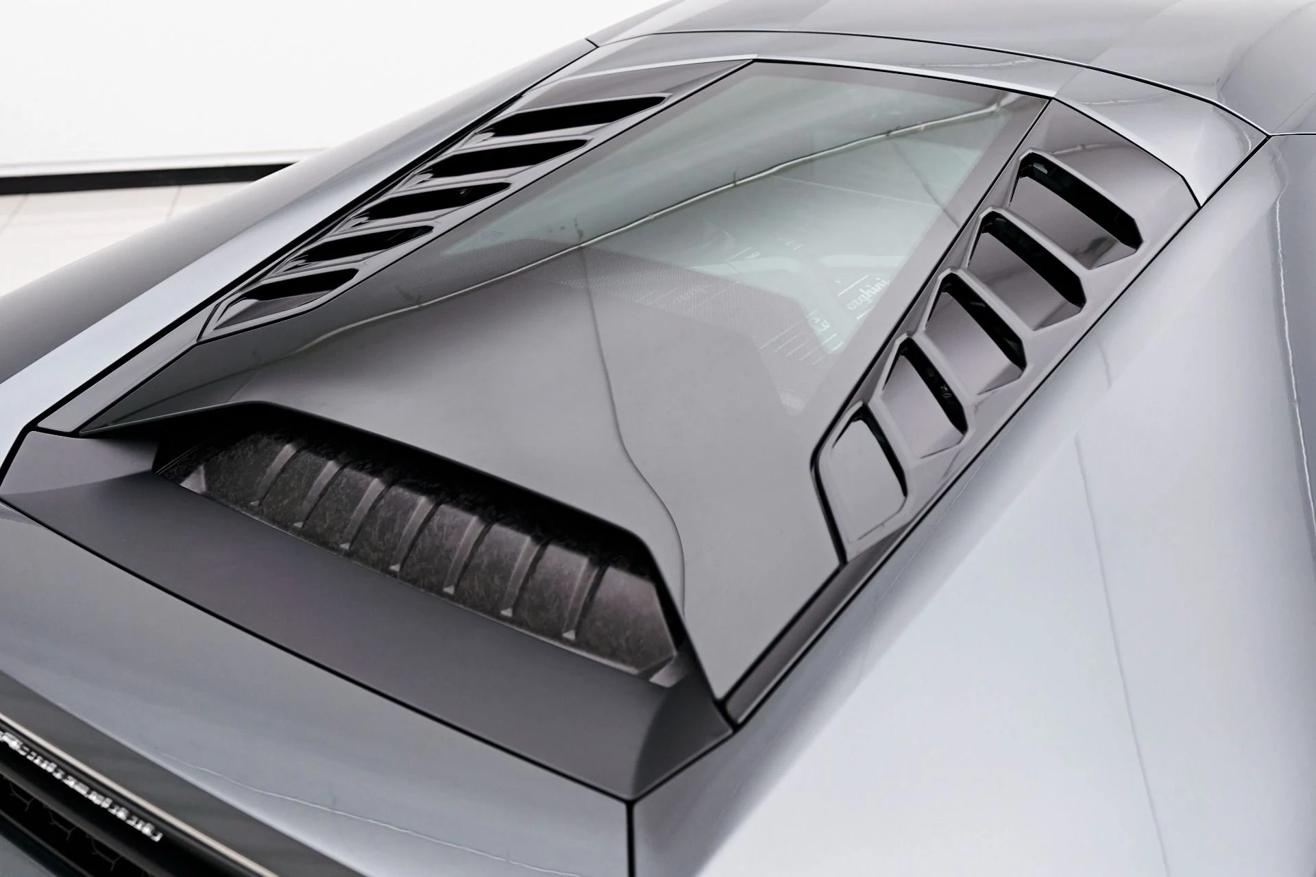 mph022_3101330478_Used_2015_Lamborghini_Huracan_LP_610_4_1709262058_d96a5dc1b7